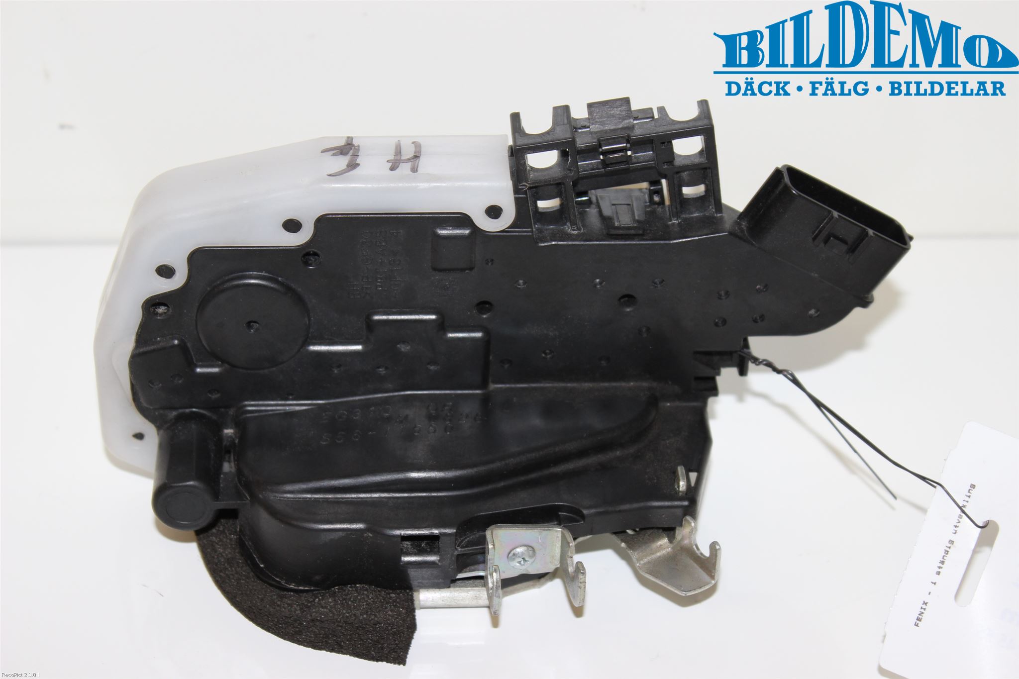 Nissan JUKE 10-14 Låskista-Dörrlås