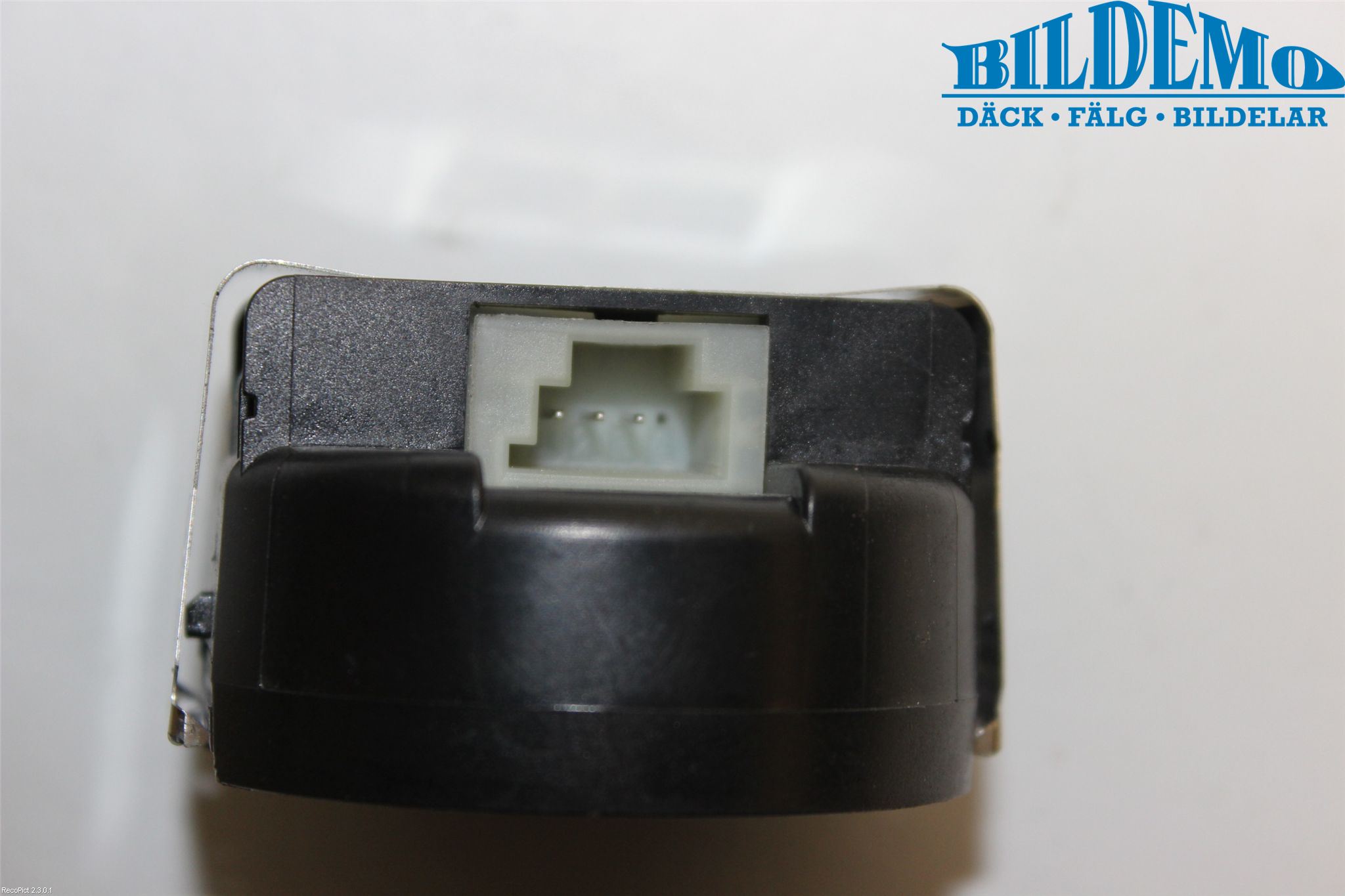 Mercedes-Benz MB E-KLASS (W212) 09-16 Regnsensor