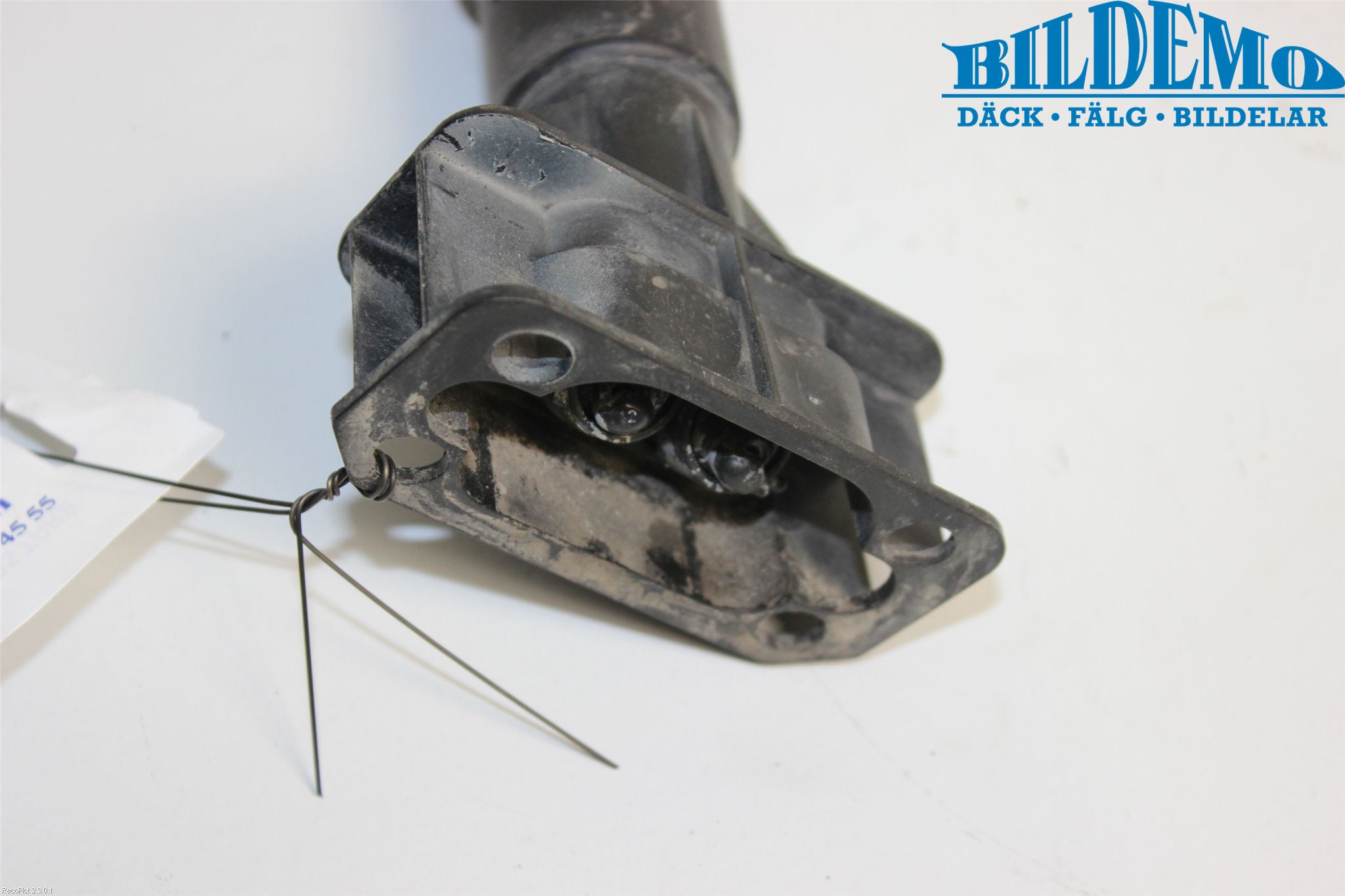 Audi A6/S6     97-05 Spolarmunstycke Strålkastare