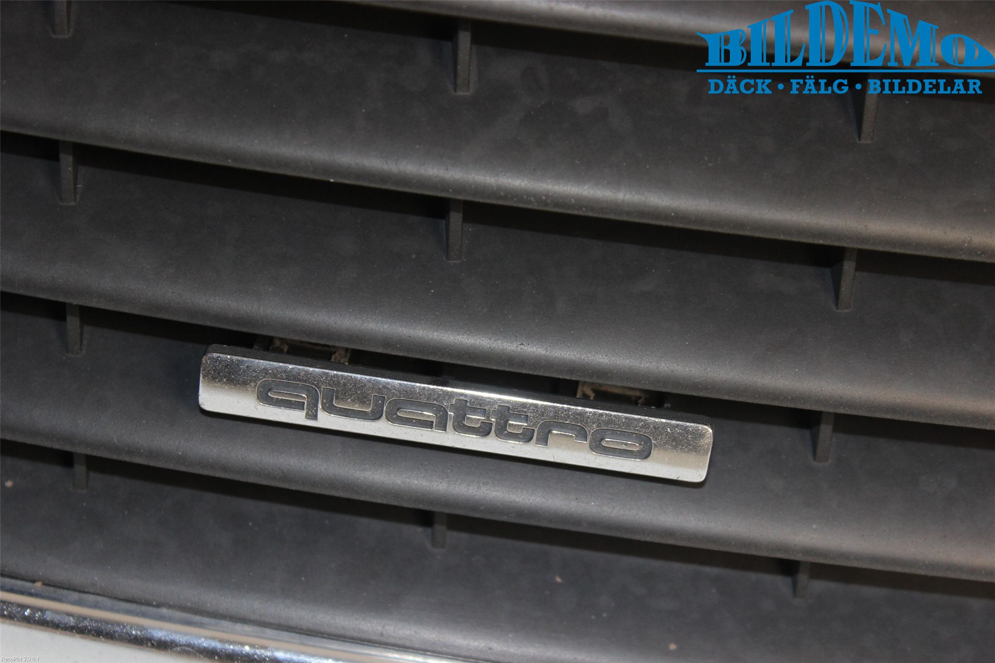 Audi A6/S6     97-05 Grill-Galler