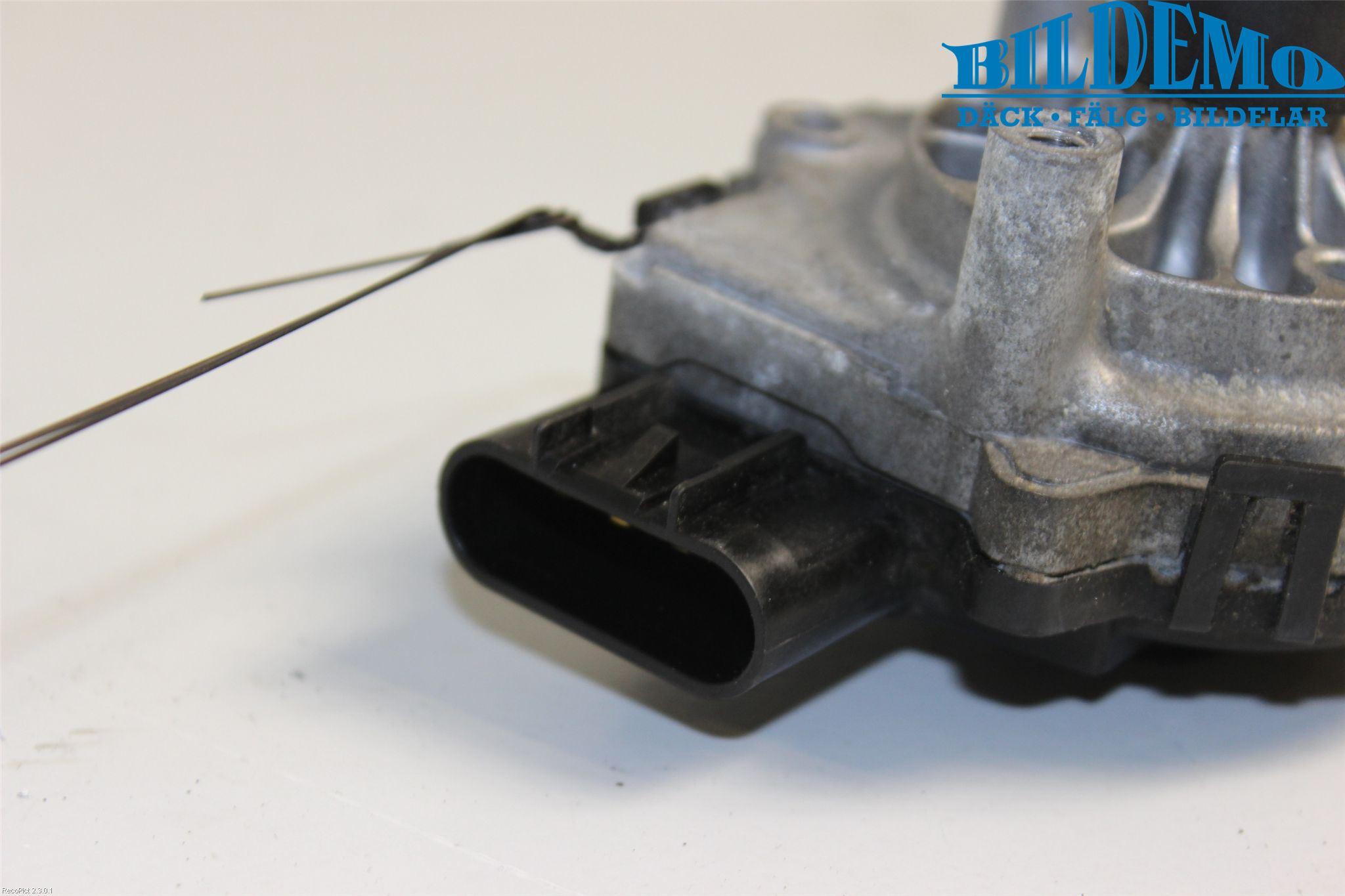 Opel INSIGNIA 09-16 Torkarmotor Vindruta