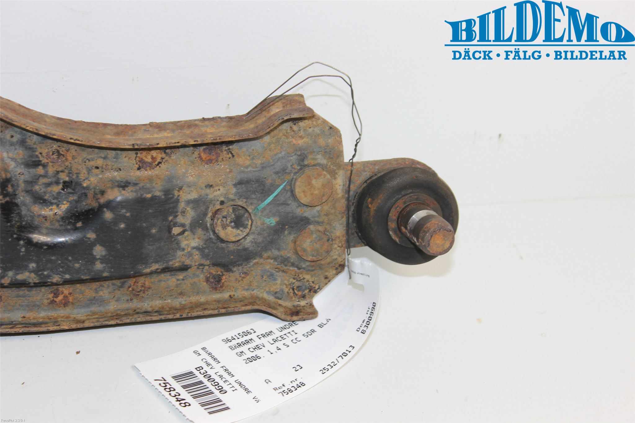 Chevrolet LACETTI Bärarm Fram Undre Vä