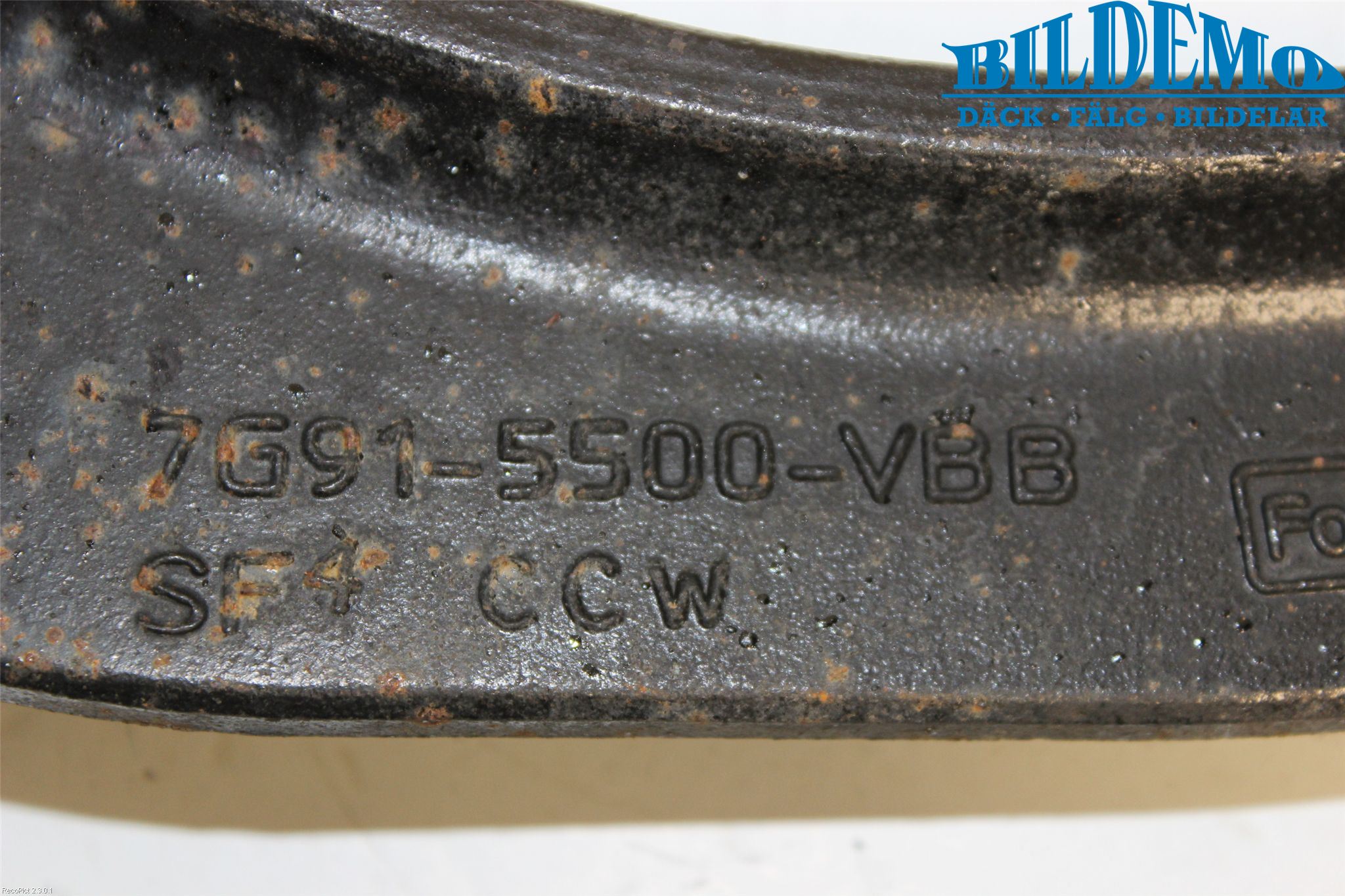 Volvo XC70 08-13 Bärarm Bak Övre Höger