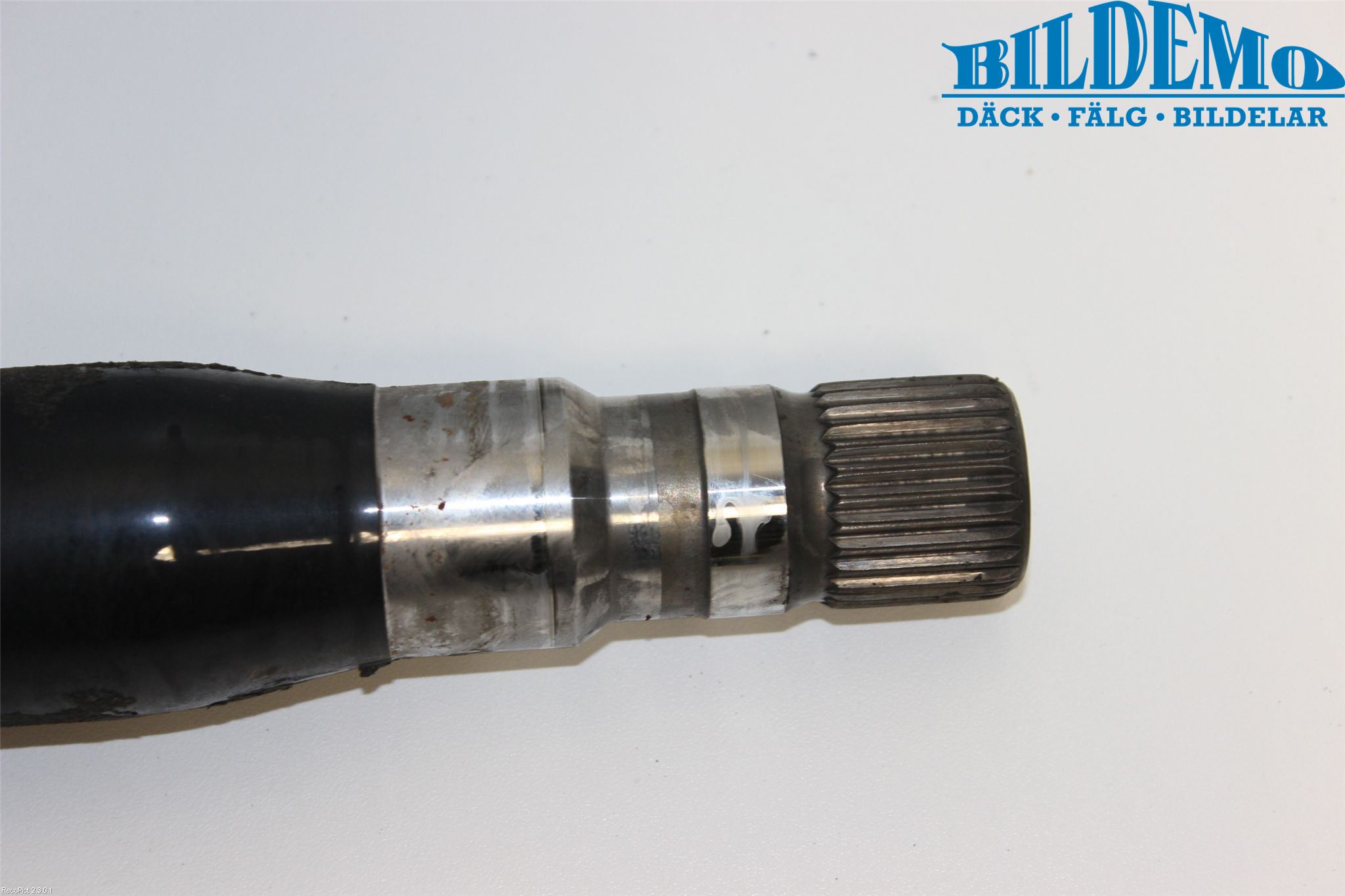 Saab 9-5     06-10 Drivaxel Fram Höger