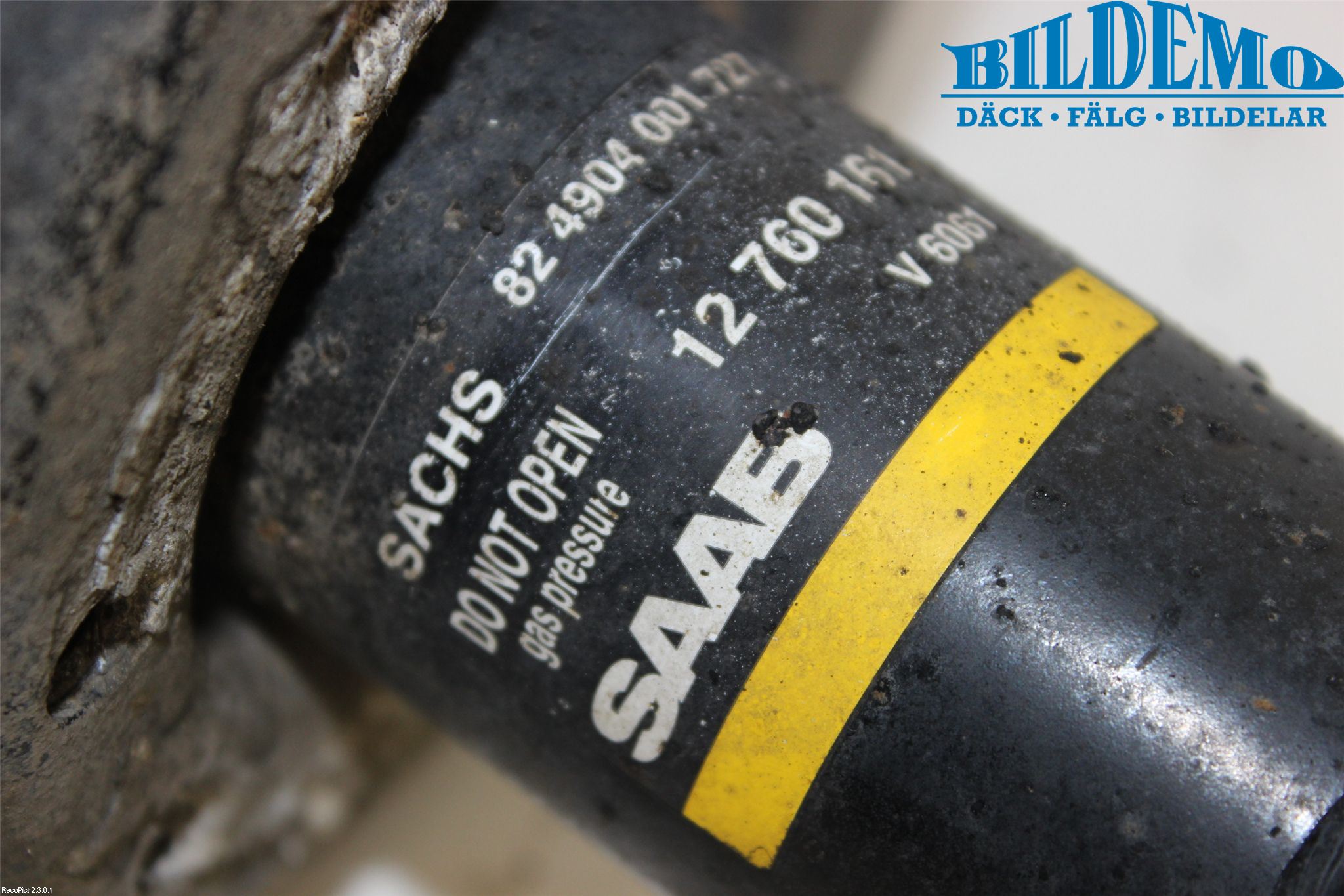 Saab 9-5     06-10 Fjäderben Fram Höger