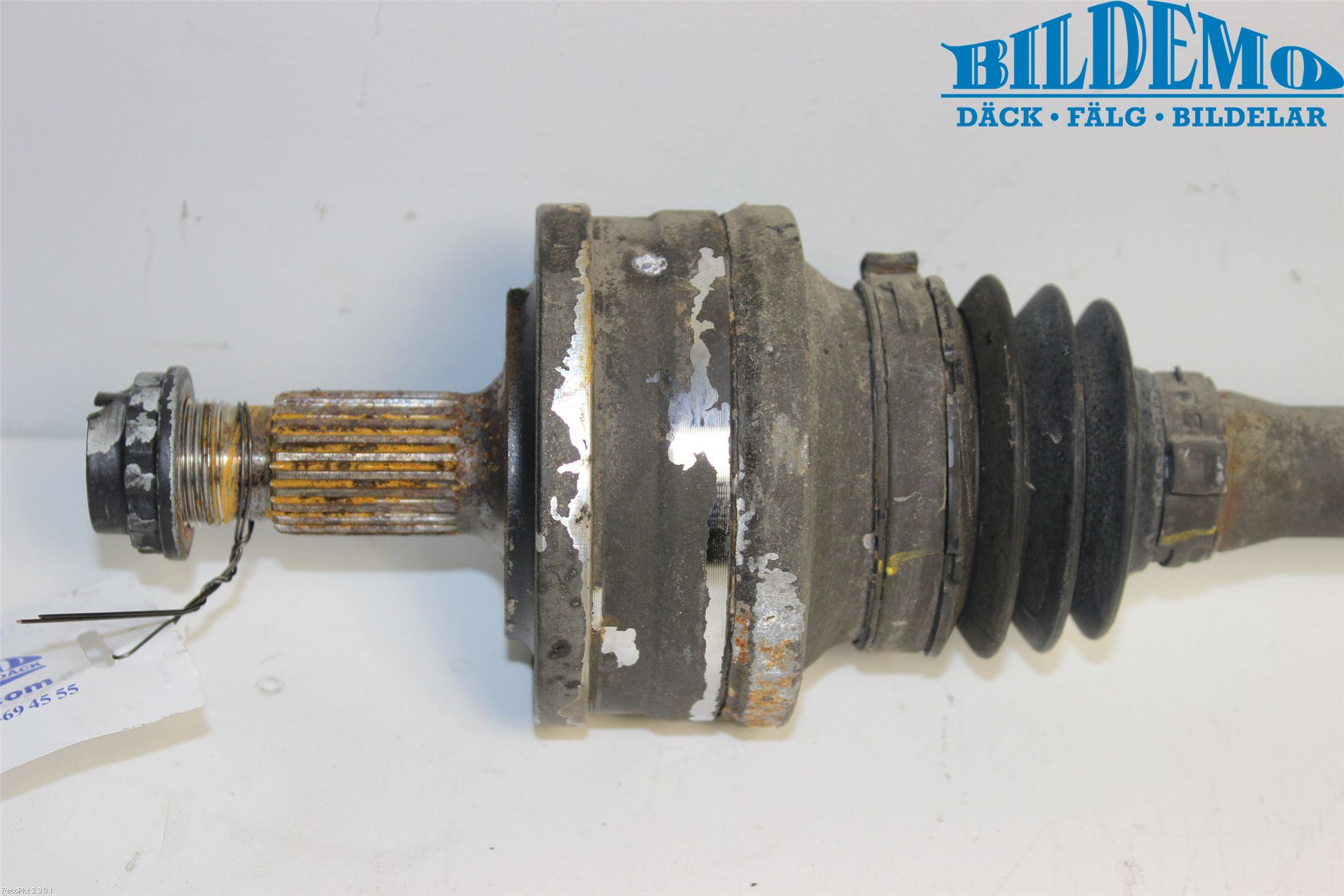 Mercedes-Benz MB C-KLASS (W204) 07-15 Drivaxel Bak Höger