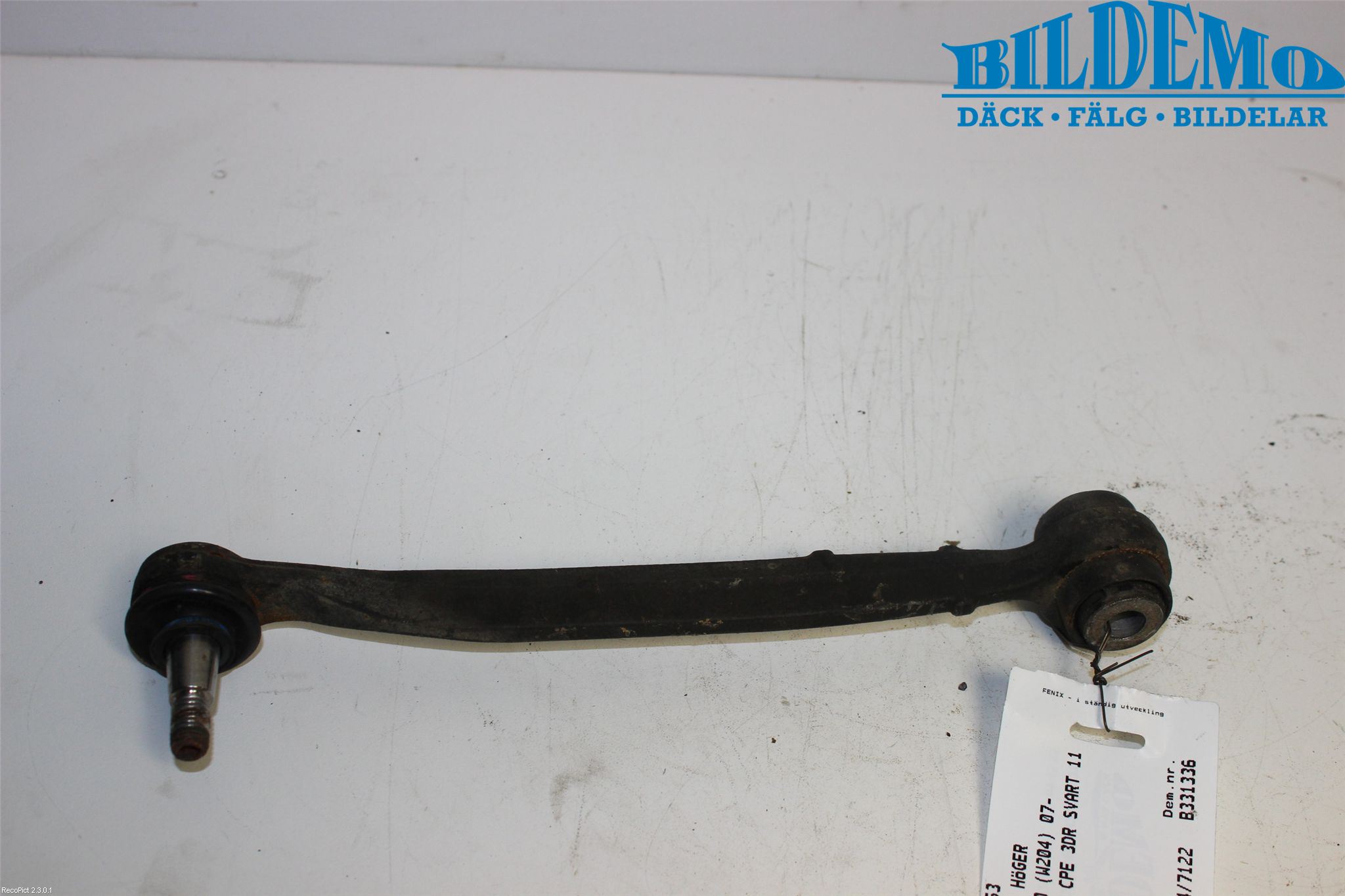 Mercedes-Benz MB C-KLASS (W204) 07-15 Bärarm Bak Höger