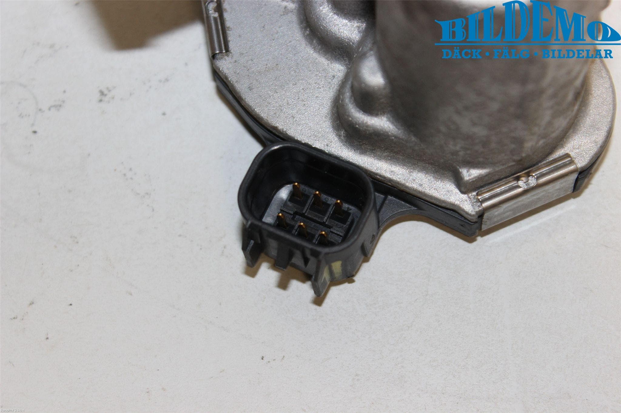 Opel ASTRA J 10-15 Injspjällhus