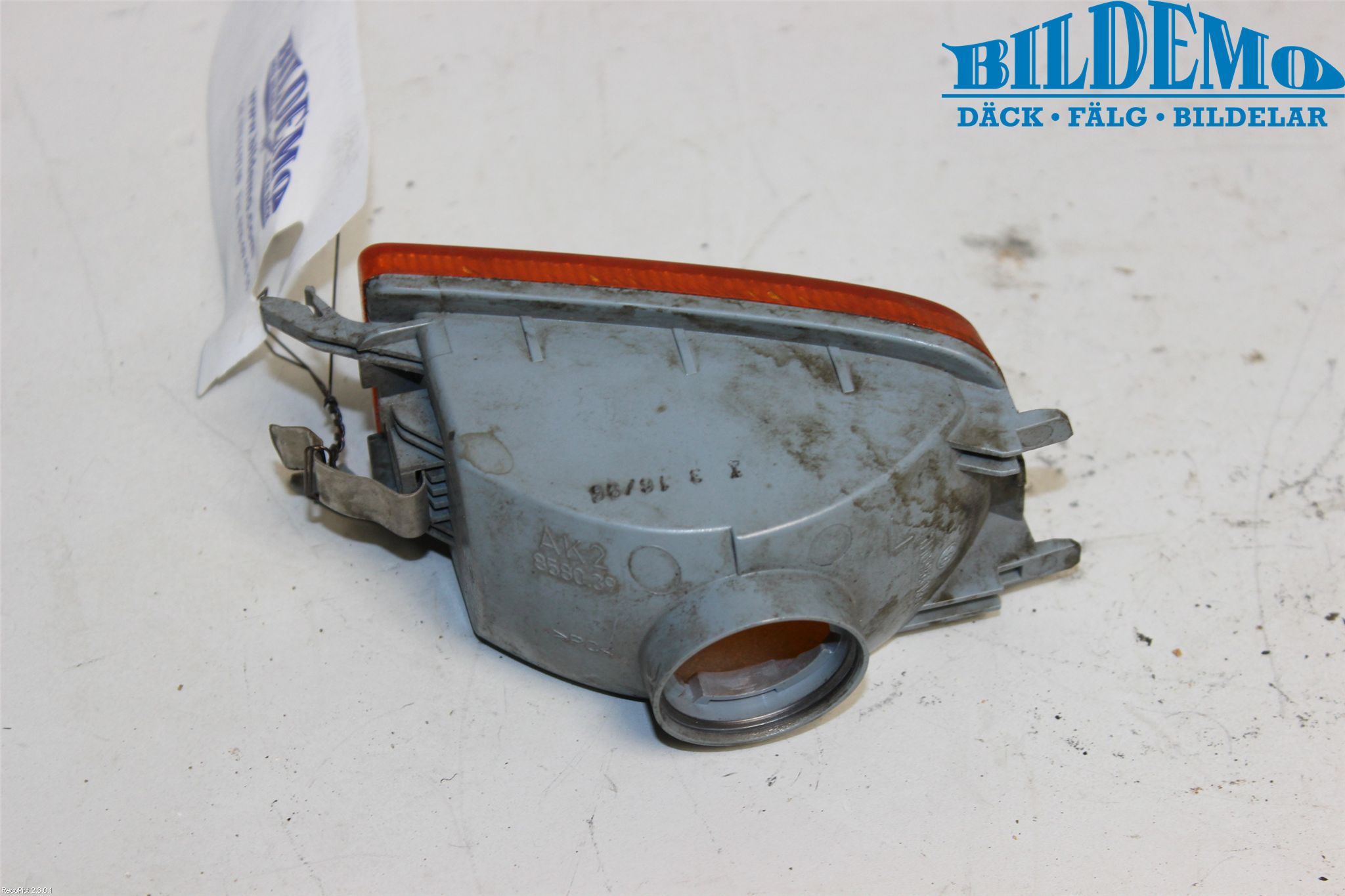 Volkswagen VW GOLF III 92-99 Blinkers Fram Vänster