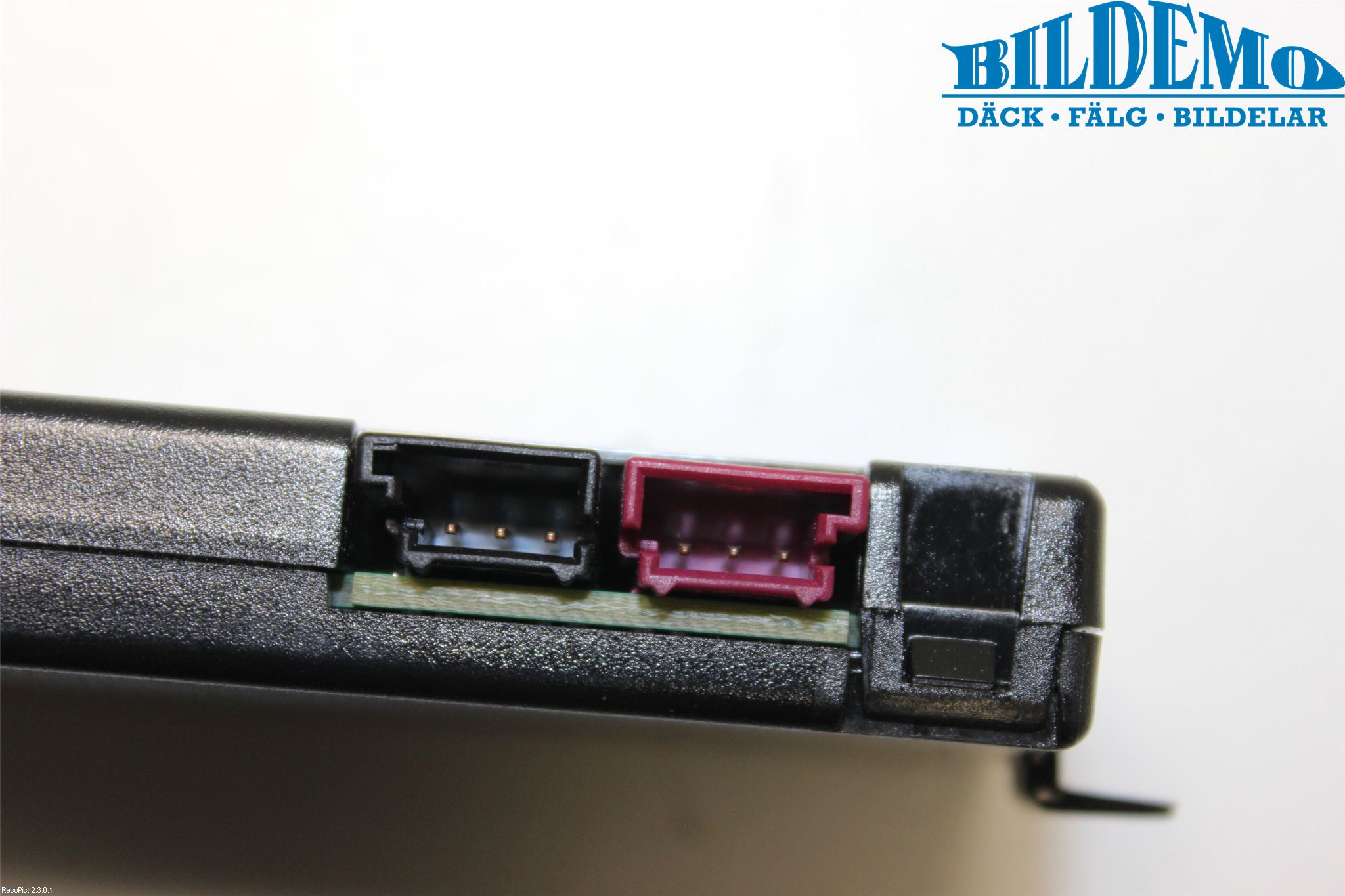 BMW 3 F30/F31/F80 12-19 Antennförstärkare