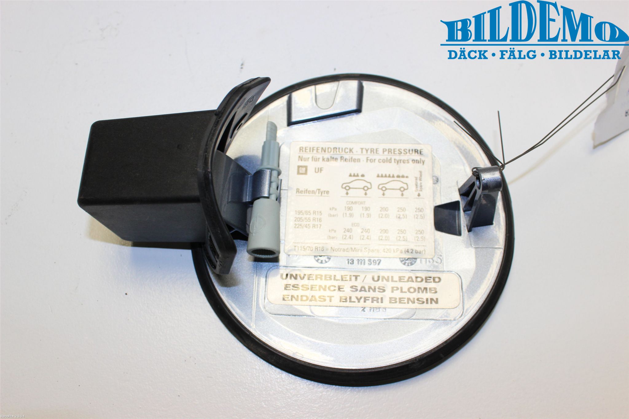 Opel ASTRA H 04-12 Tanklucka