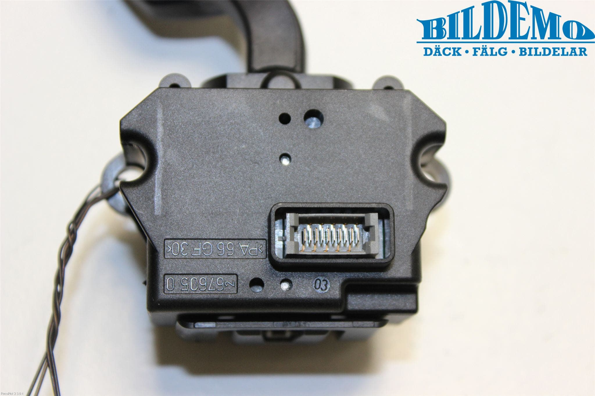 BMW 6 E63/64    02-10 Farthållare