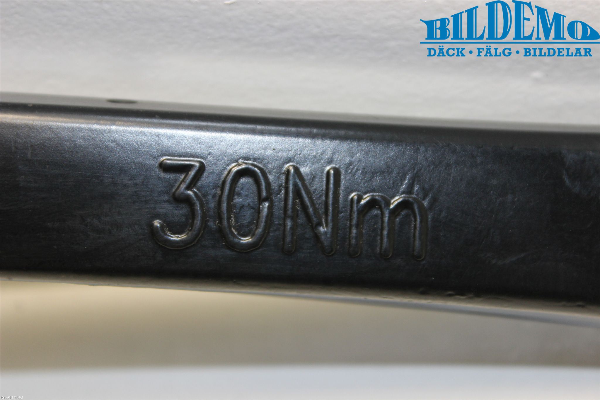 BMW 6 E63/64    02-10 Torkararm Armar Vindruta