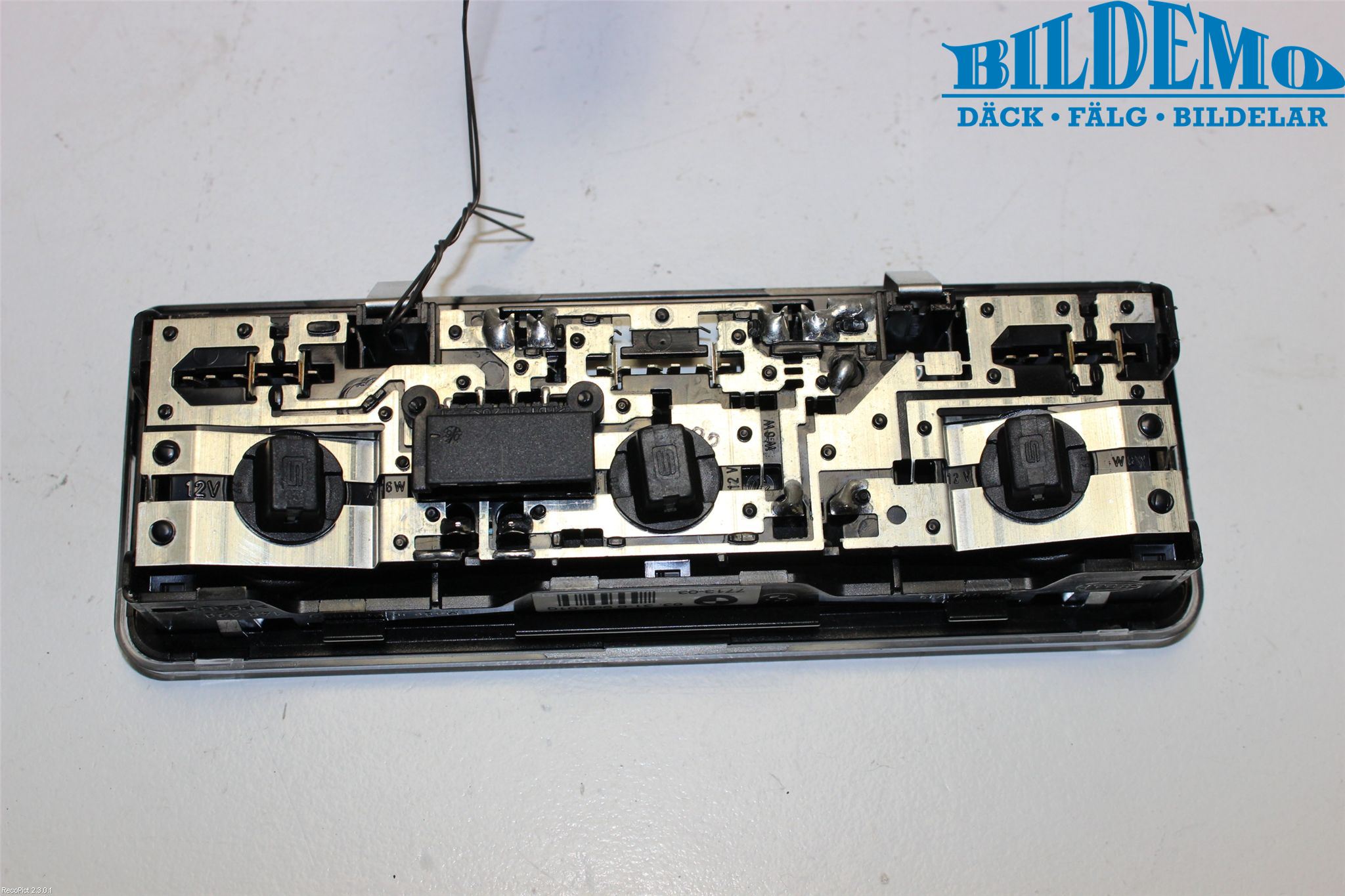 BMW 6 E63/64    02-10 Innerbelysning