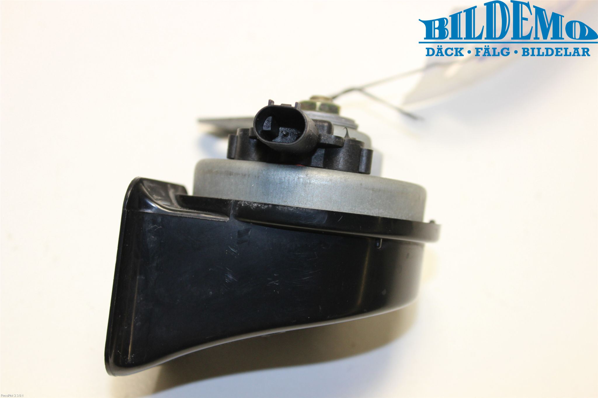 BMW 6 E63/64    02-10 Signalhorn