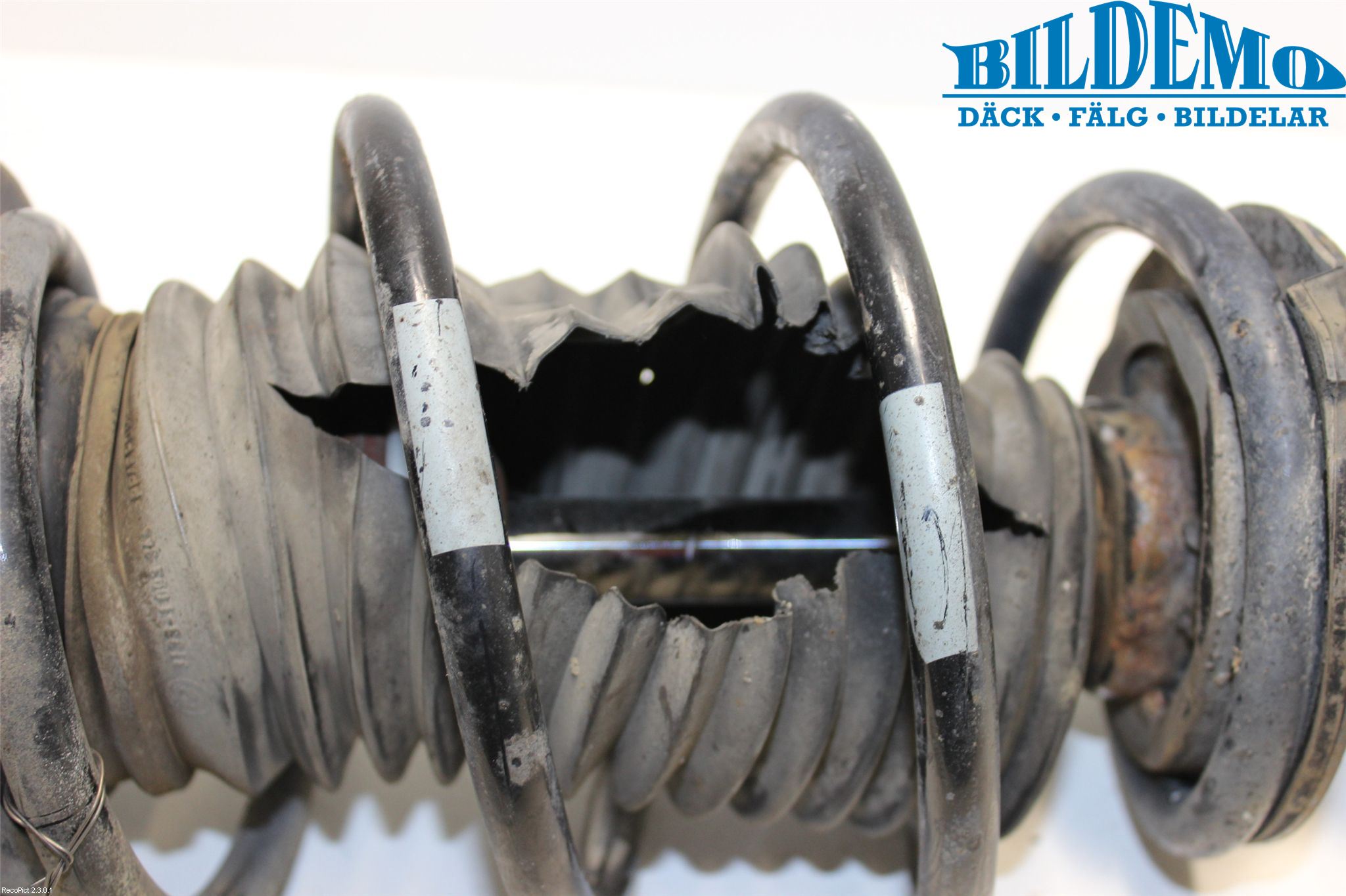 BMW 3 E46      98-05 Fjäderben Fram Höger