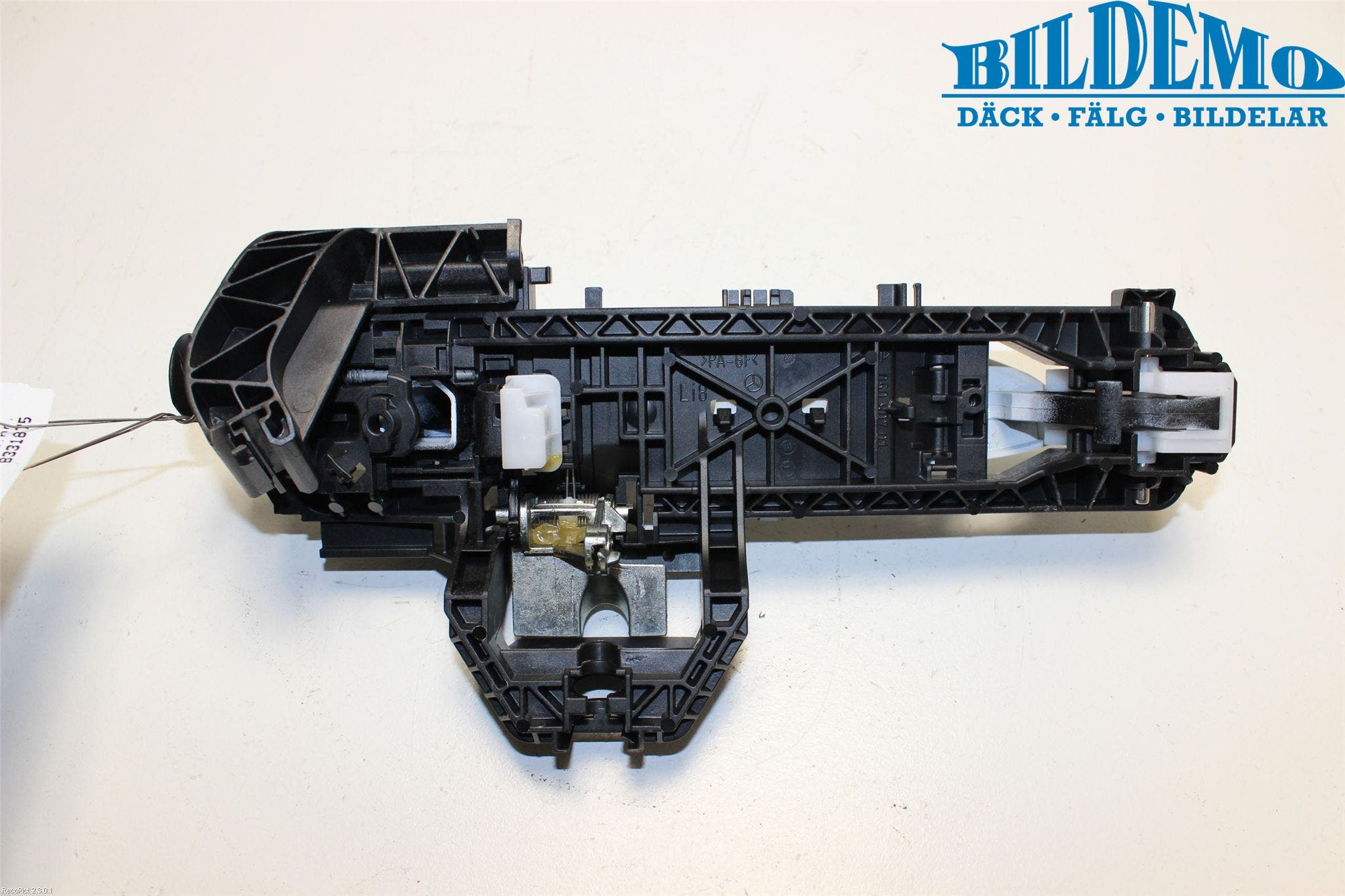 Mercedes-Benz MB C-KLASS (W204) 07-15 Dörrhandtag Yttre Vä