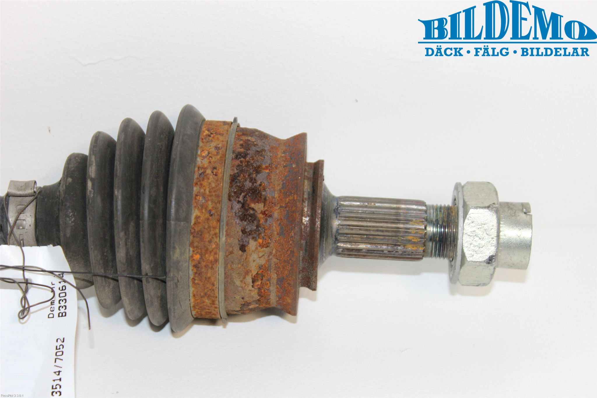 Opel CORSA D 07-14 Drivaxel Fram Höger