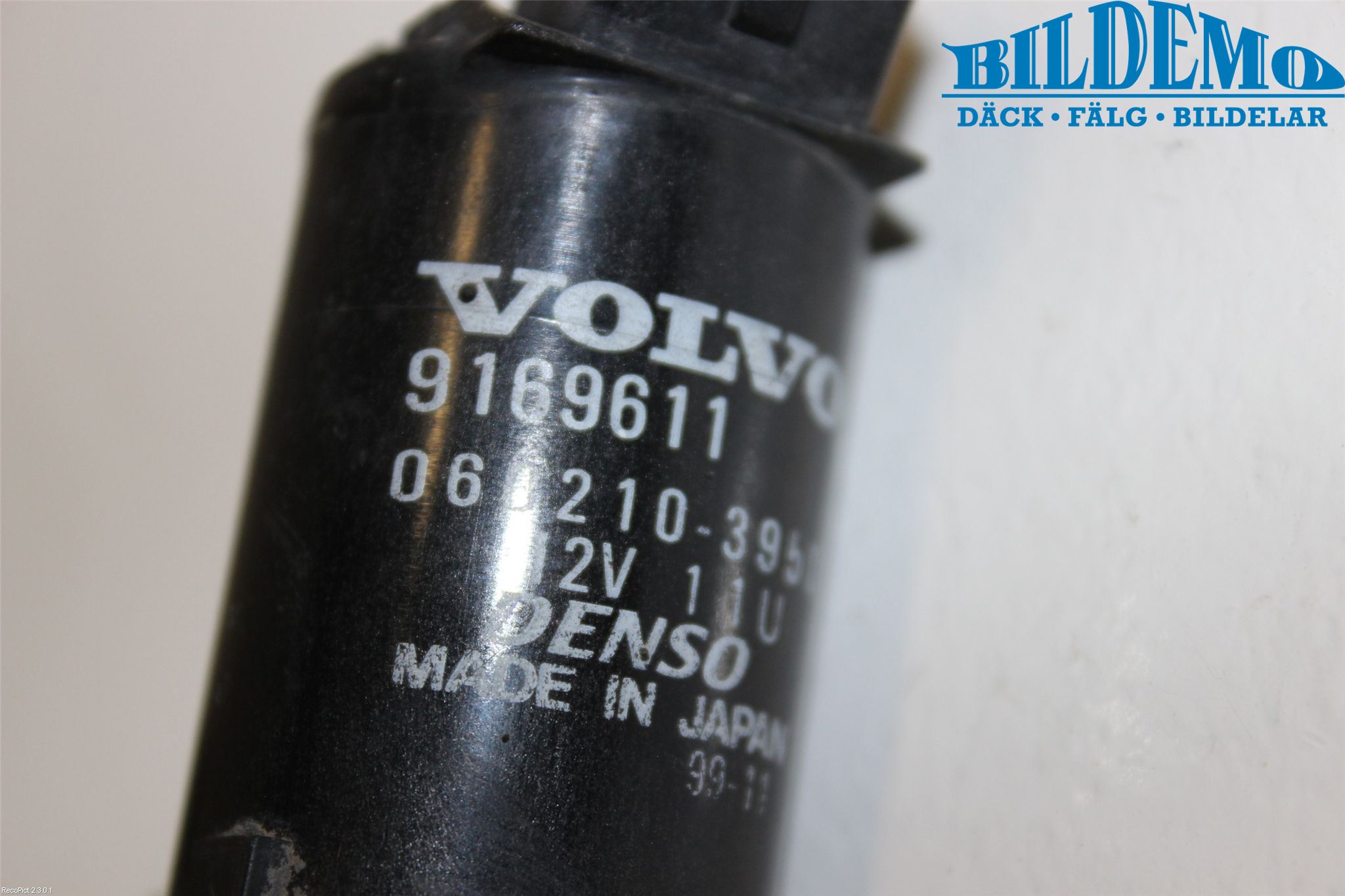 Volvo V70 00-04 Spolarpump Baklucka