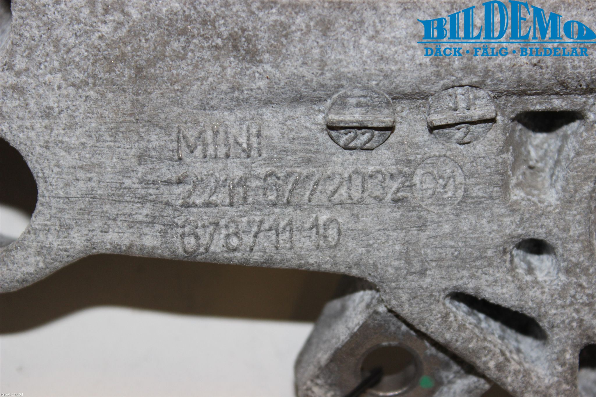 Mini COUNTRYMAN R60 11-16 Motorfäste