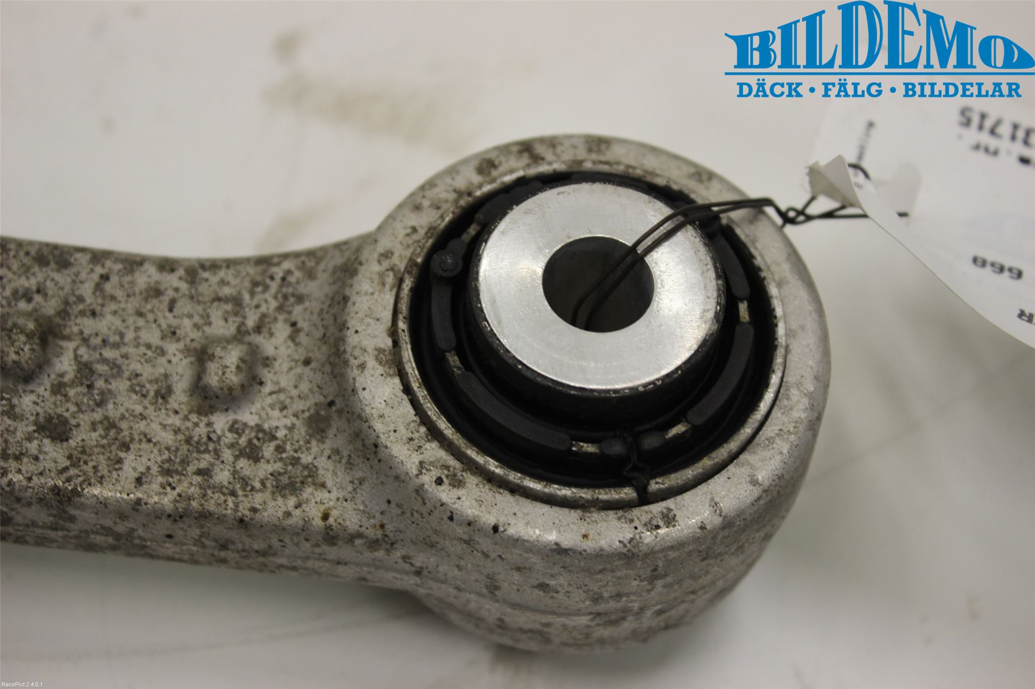BMW 5 F10/F11/F18 09-17 Bärarm Bak Övre Vänster
