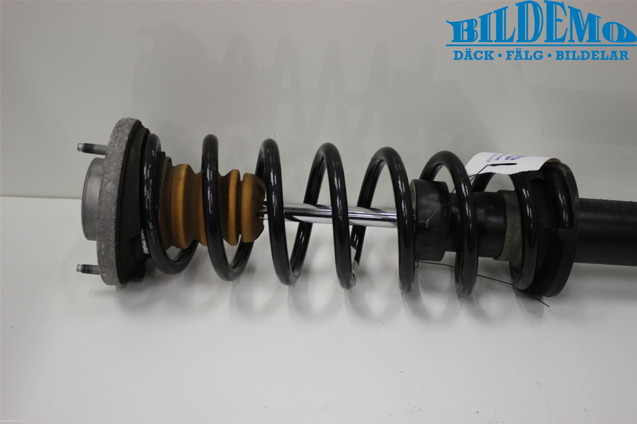 BMW 5 F10/F11/F18 09-17 Fjäderben Bak Höger