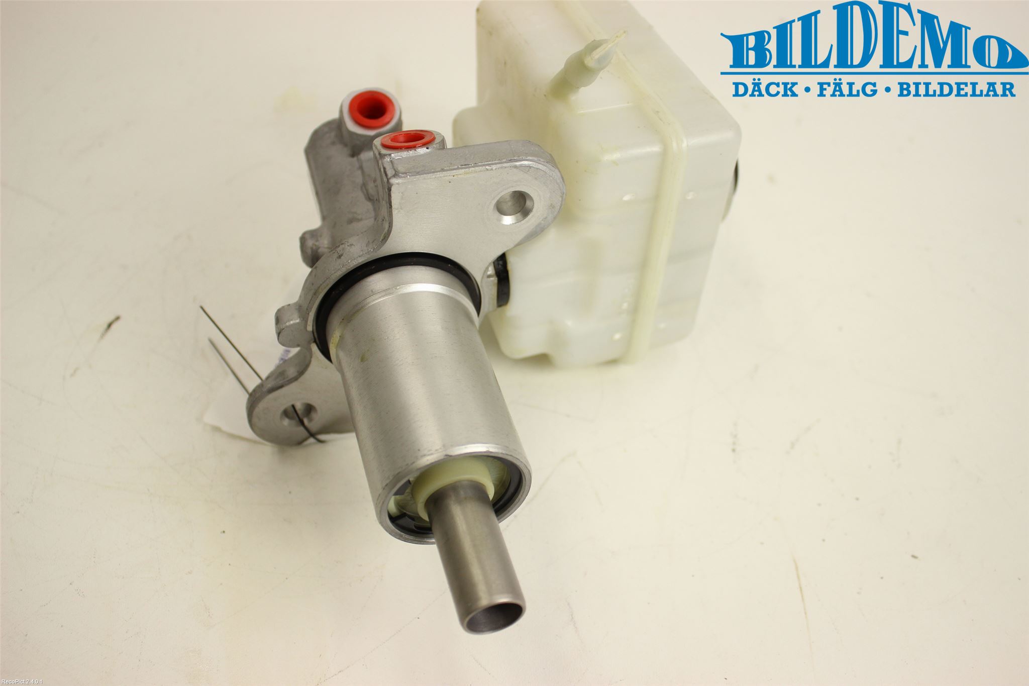 BMW 5 E60/61 Sed/Tou 02-10 Broms Huvudcylinder