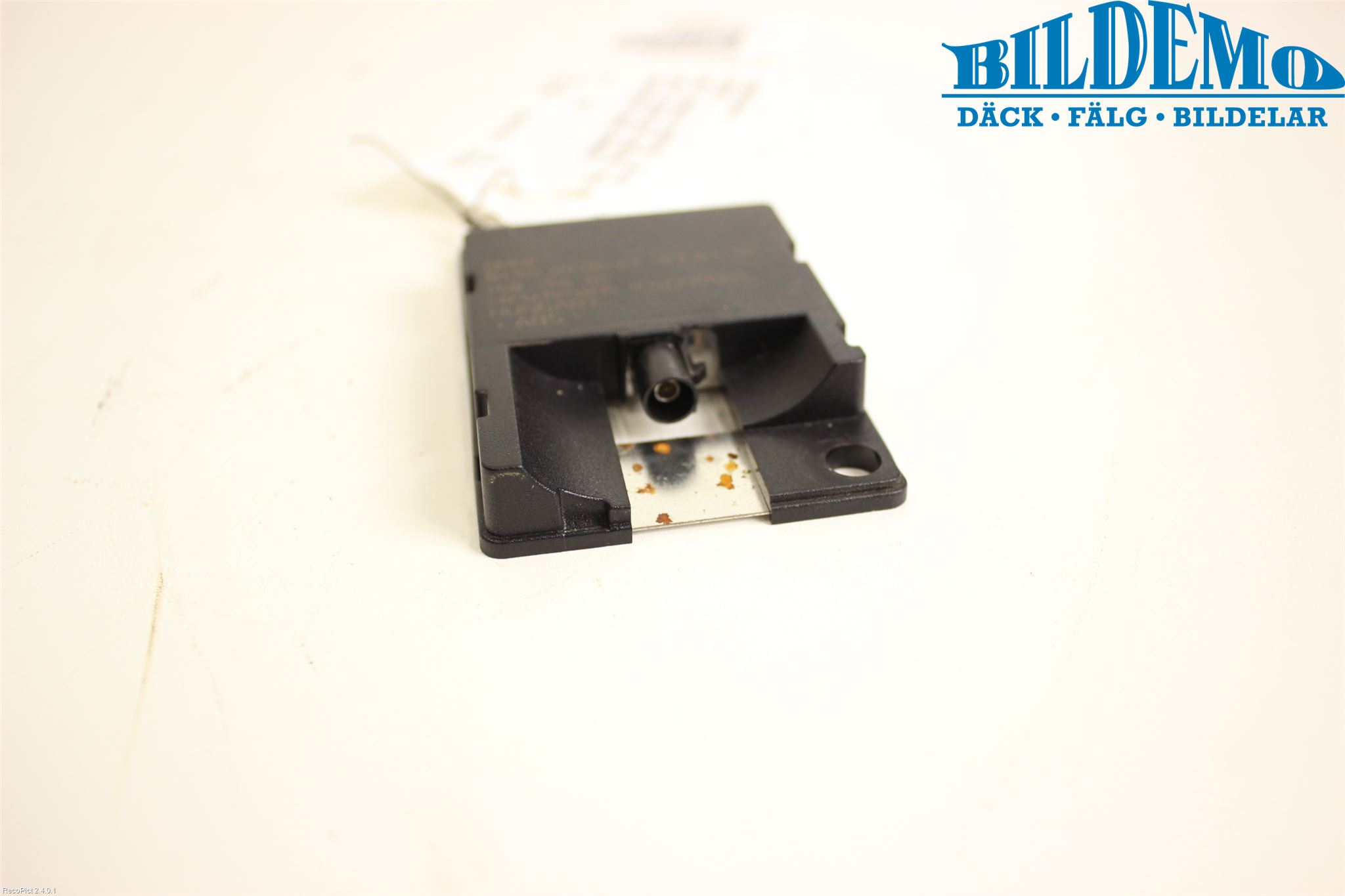 BMW 5 E60/61 Sed/Tou 02-10 Antenn