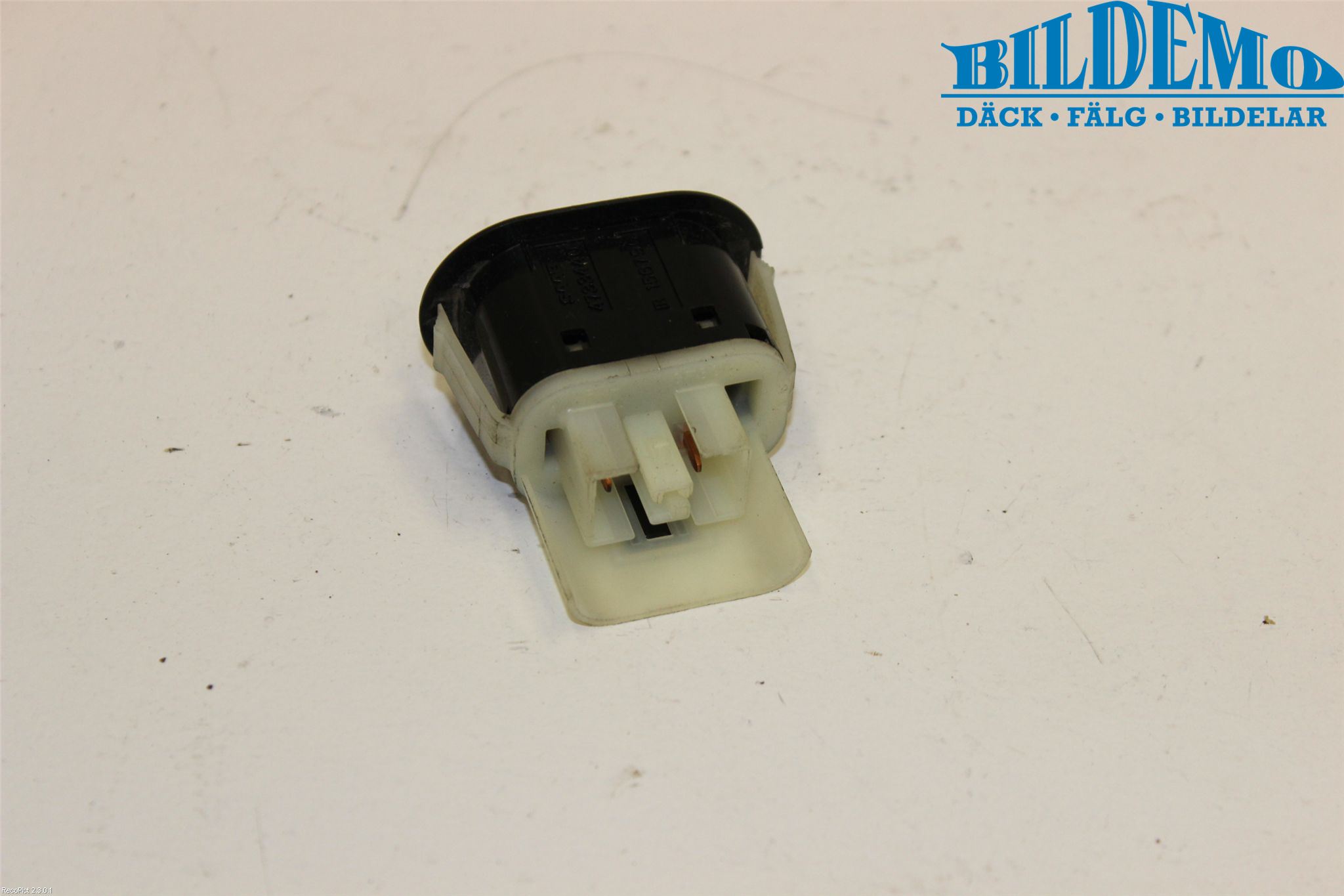 Saab 9-5 -05 Strömställare Baklucka