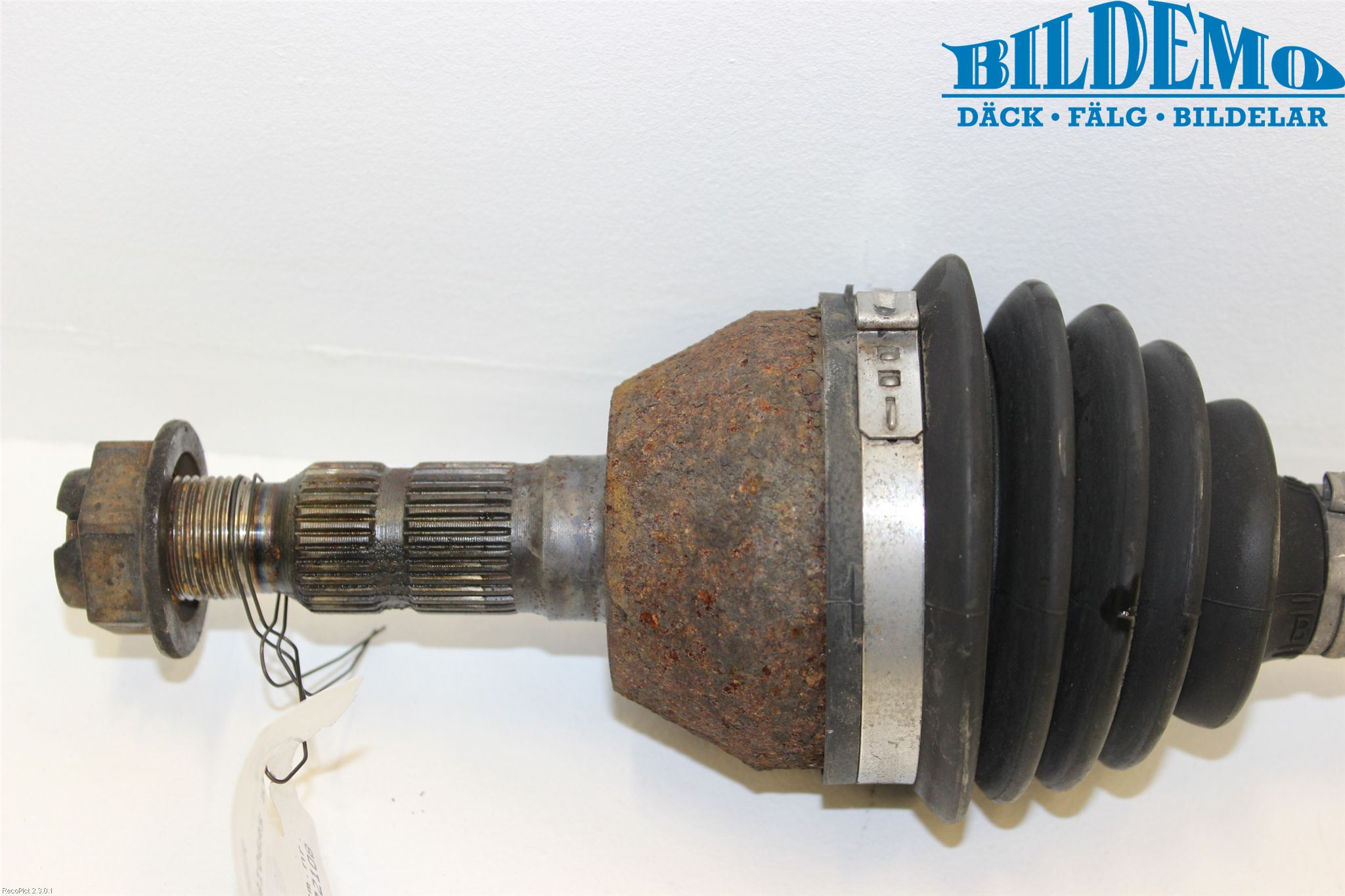 Opel ZAFIRA B 06-14 Drivaxel Fram Höger