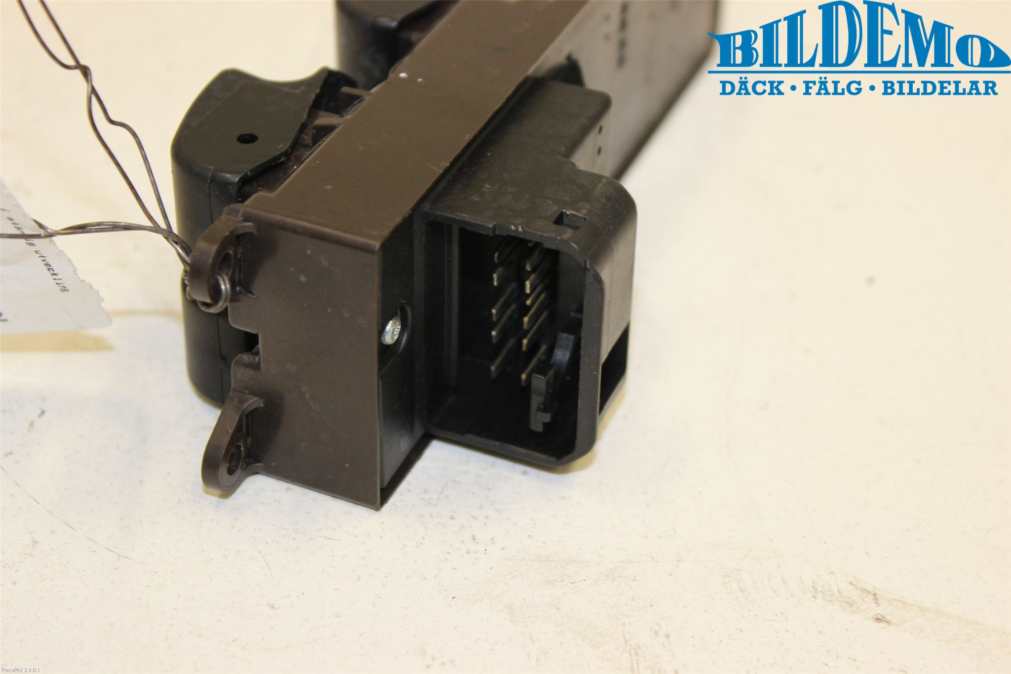 Toyota HILUX 05-16 Strömställare Elhiss