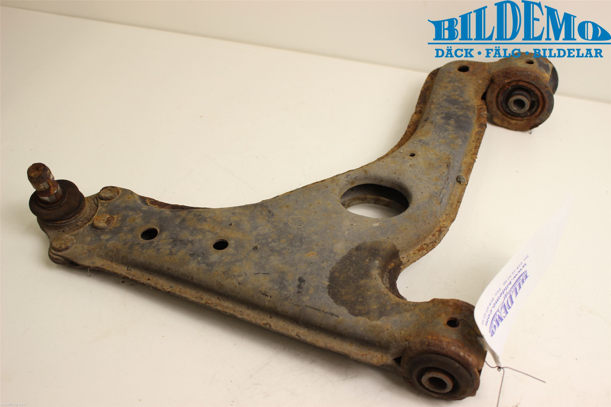 Opel ASTRA H 04-12 Bärarm Fram Undre Hö