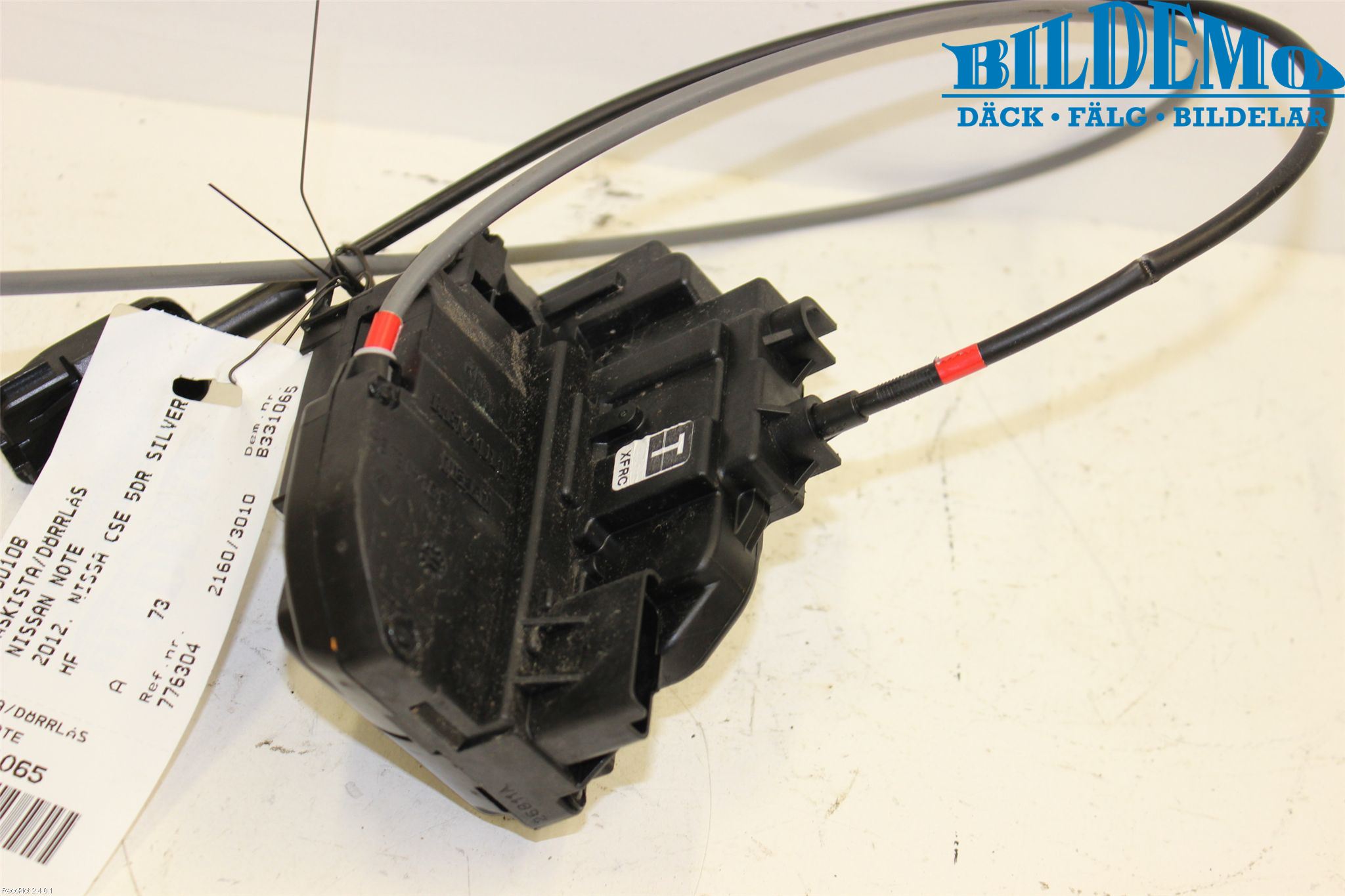 Nissan NOTE E11 06-14 Låskista-Dörrlås