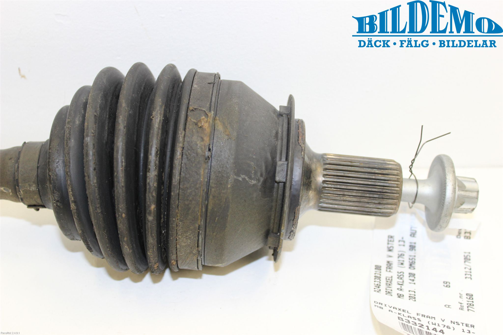 Mercedes-Benz MB A-KLASS (W176) 13-18 Drivaxel Fram Vänster