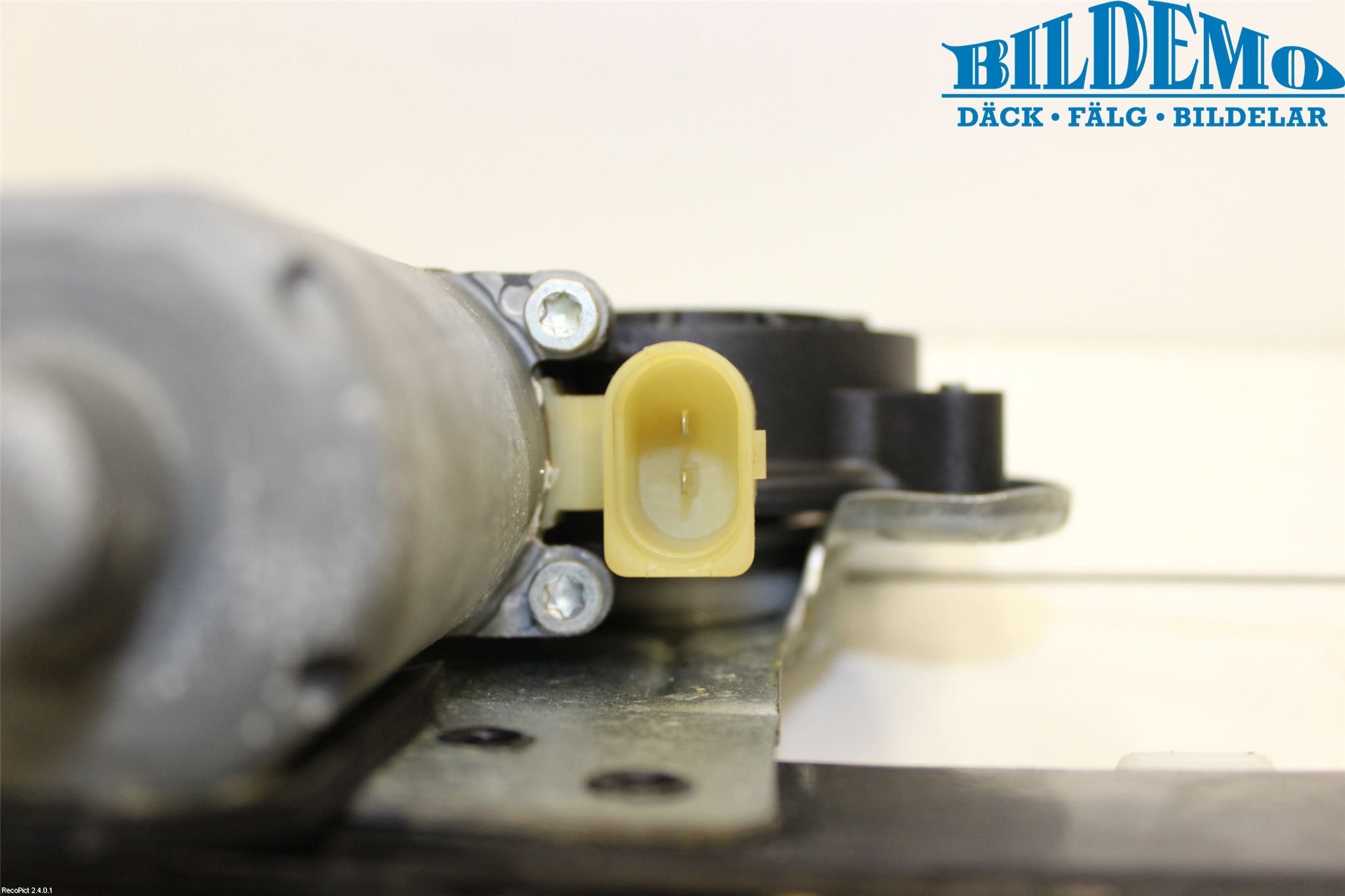 Volvo XC70 05-07 Fönsterhiss El Kompl