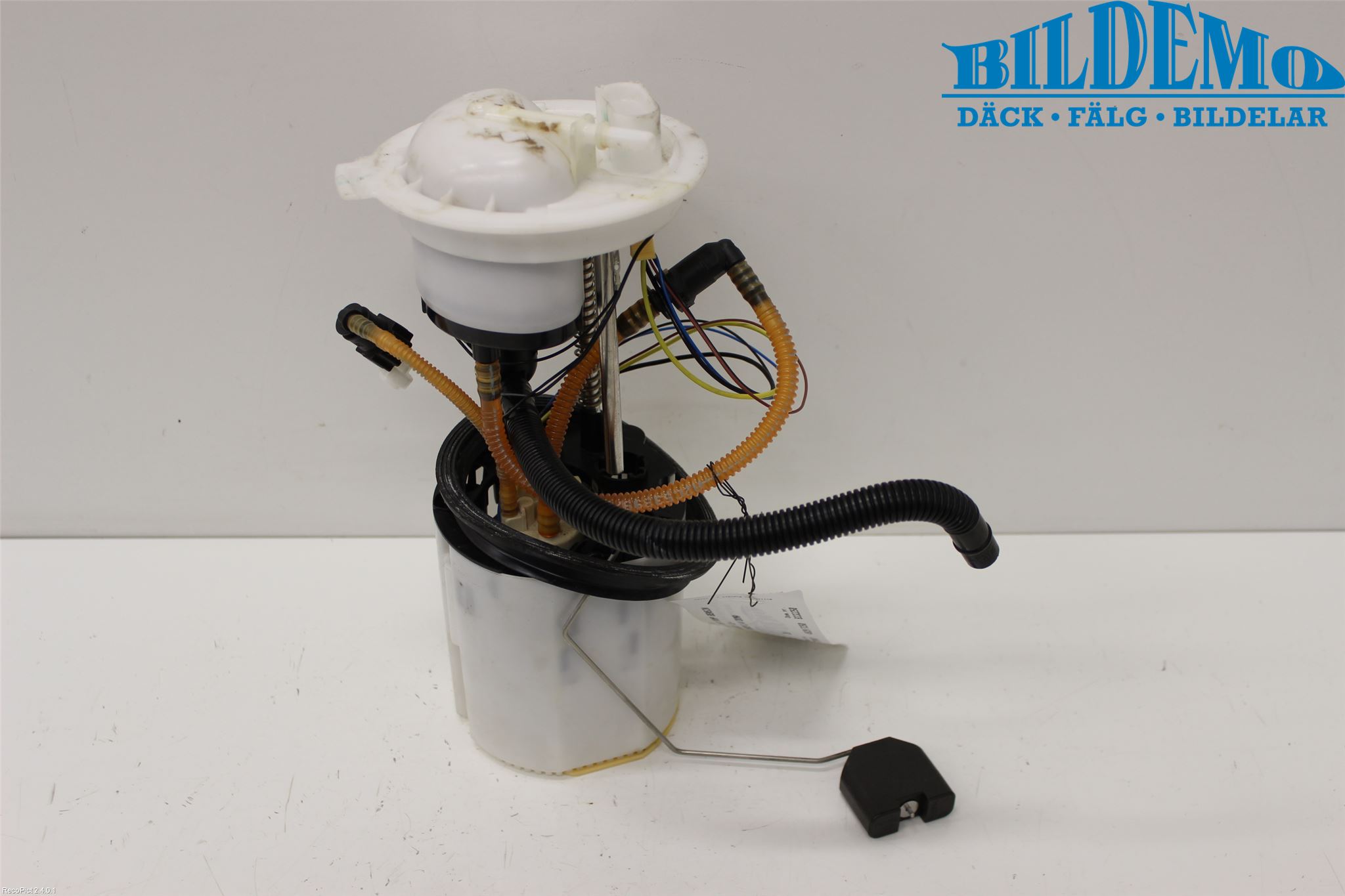 Volkswagen VW PASSAT 11-14 Bränsle Insppump Bensin