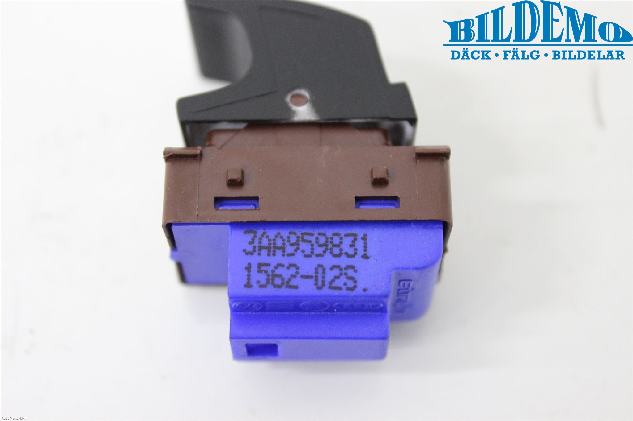 Volkswagen VW PASSAT 11-14 Strömställare Baklucka