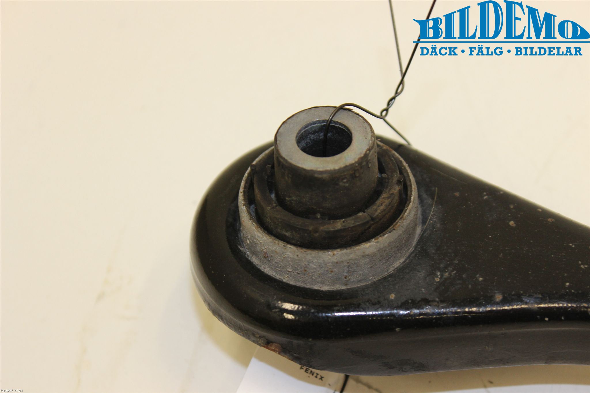 Volkswagen VW PASSAT 11-14 Bärarm Bak Höger