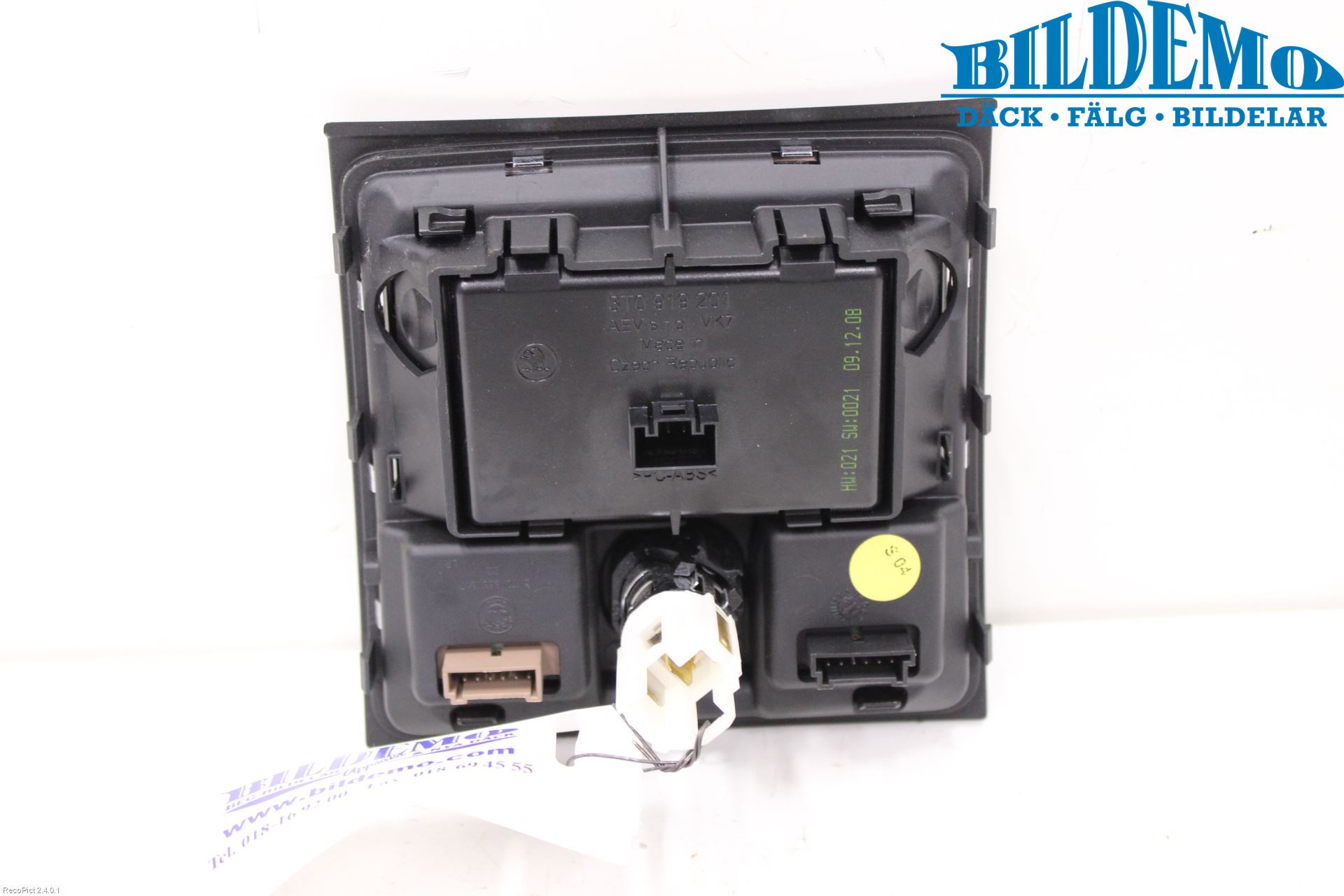 Skoda SUPERB 09-15 Instrument Klocka