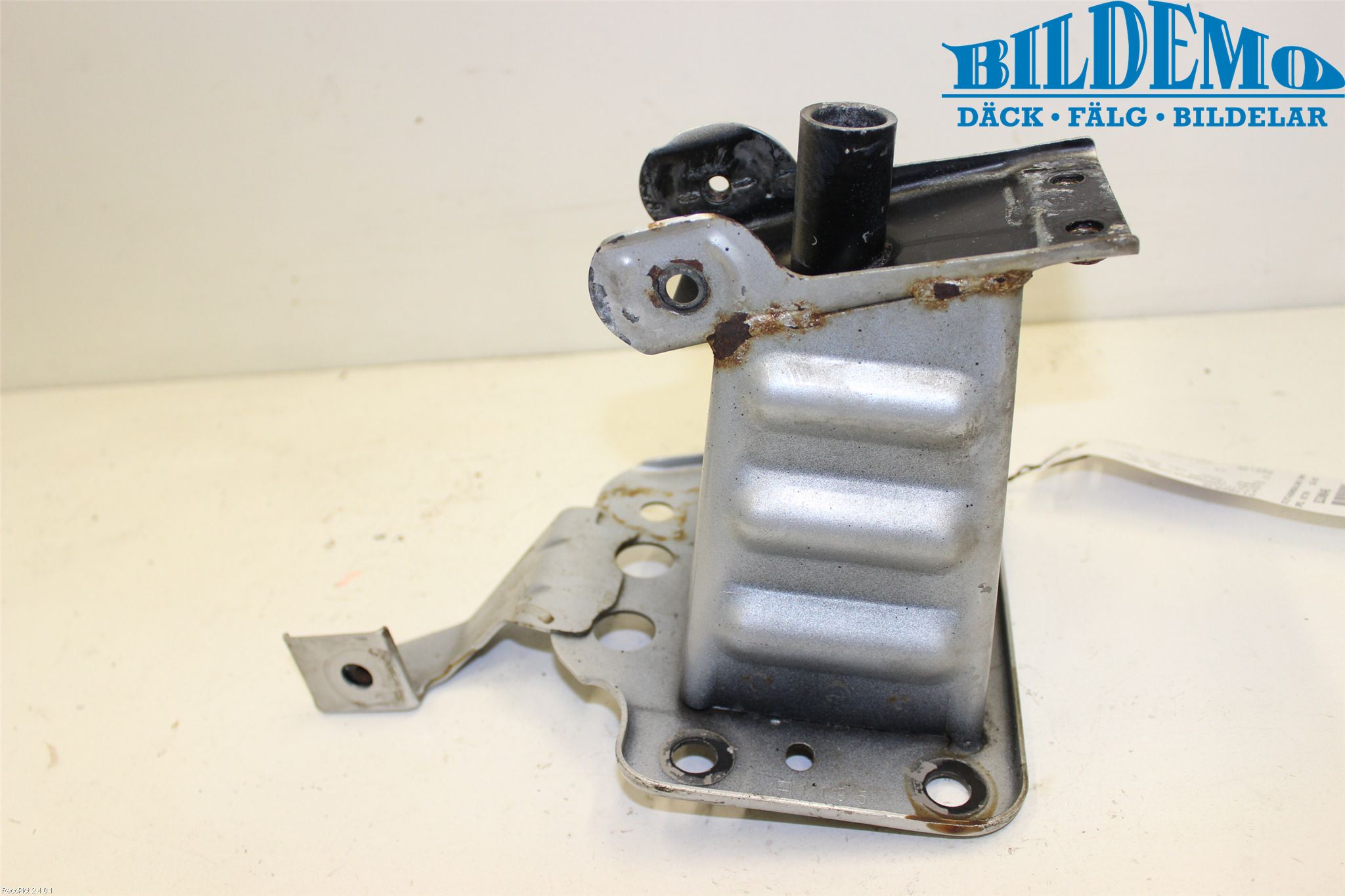 Opel VECTRA C 02-05 Stötfångarbärjärn Fram