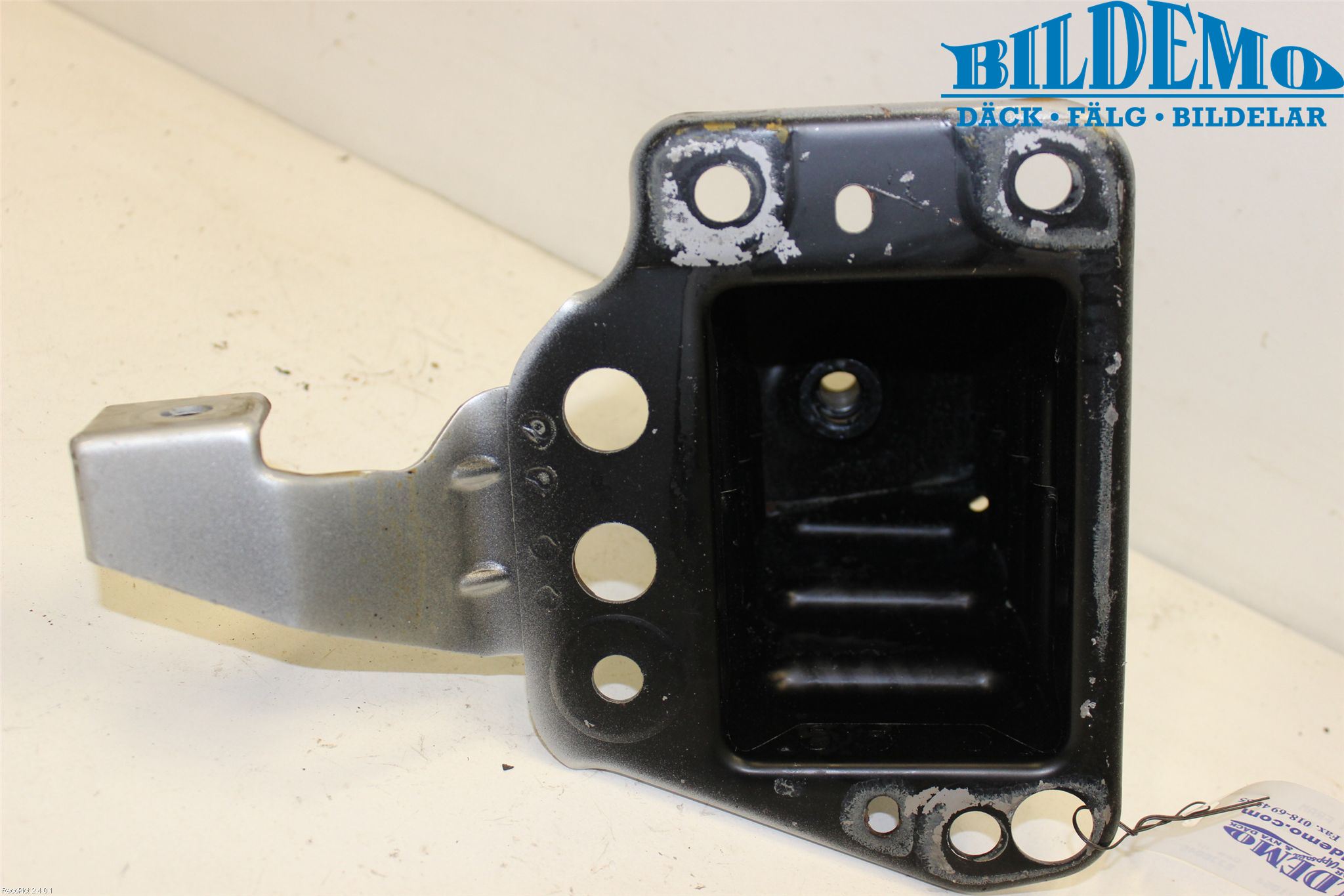 Opel VECTRA C 02-05 Stötfångarbärjärn Fram