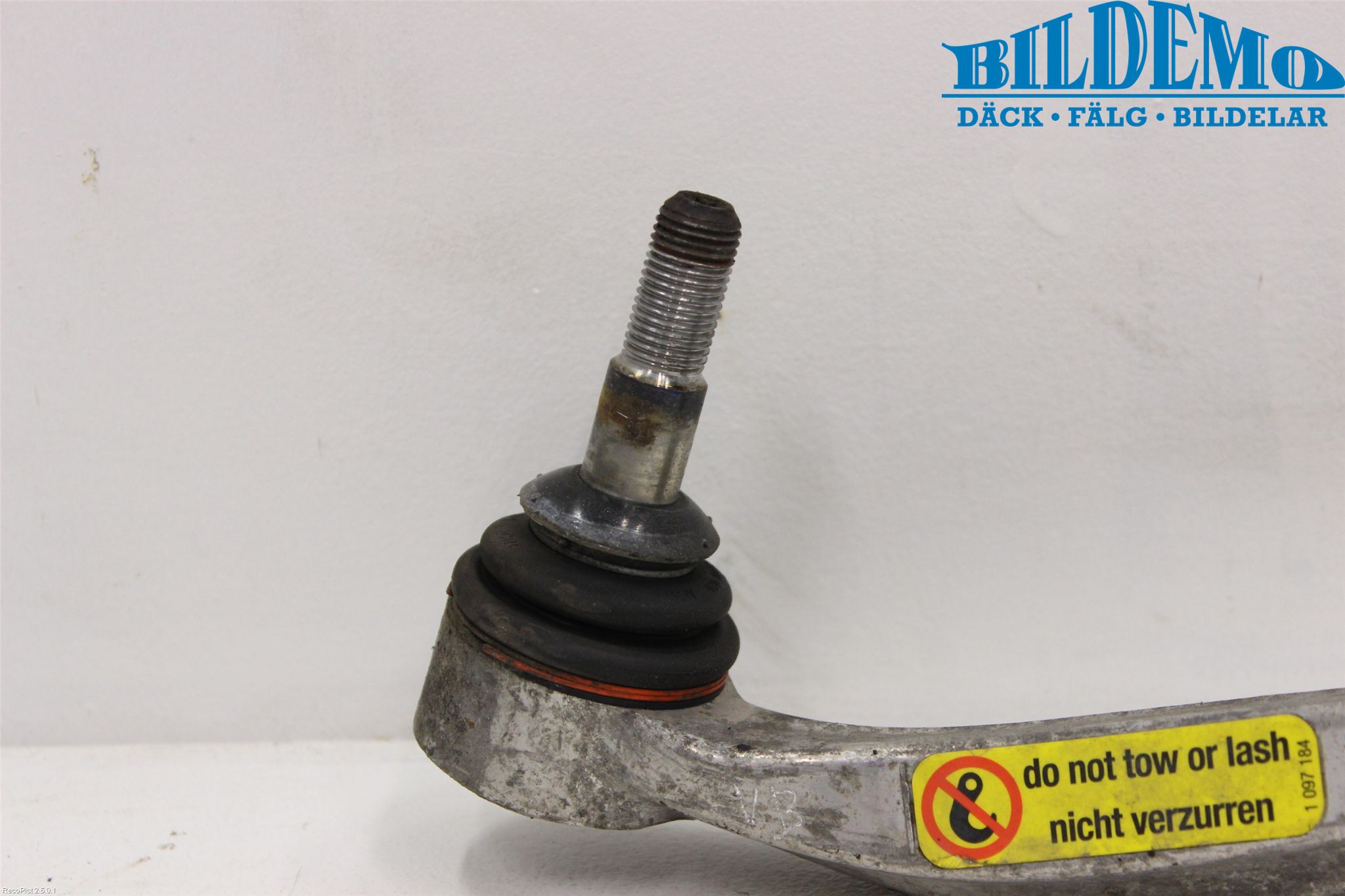 BMW 6 E63/64    02-10 Bärarm Fram Undre Vä