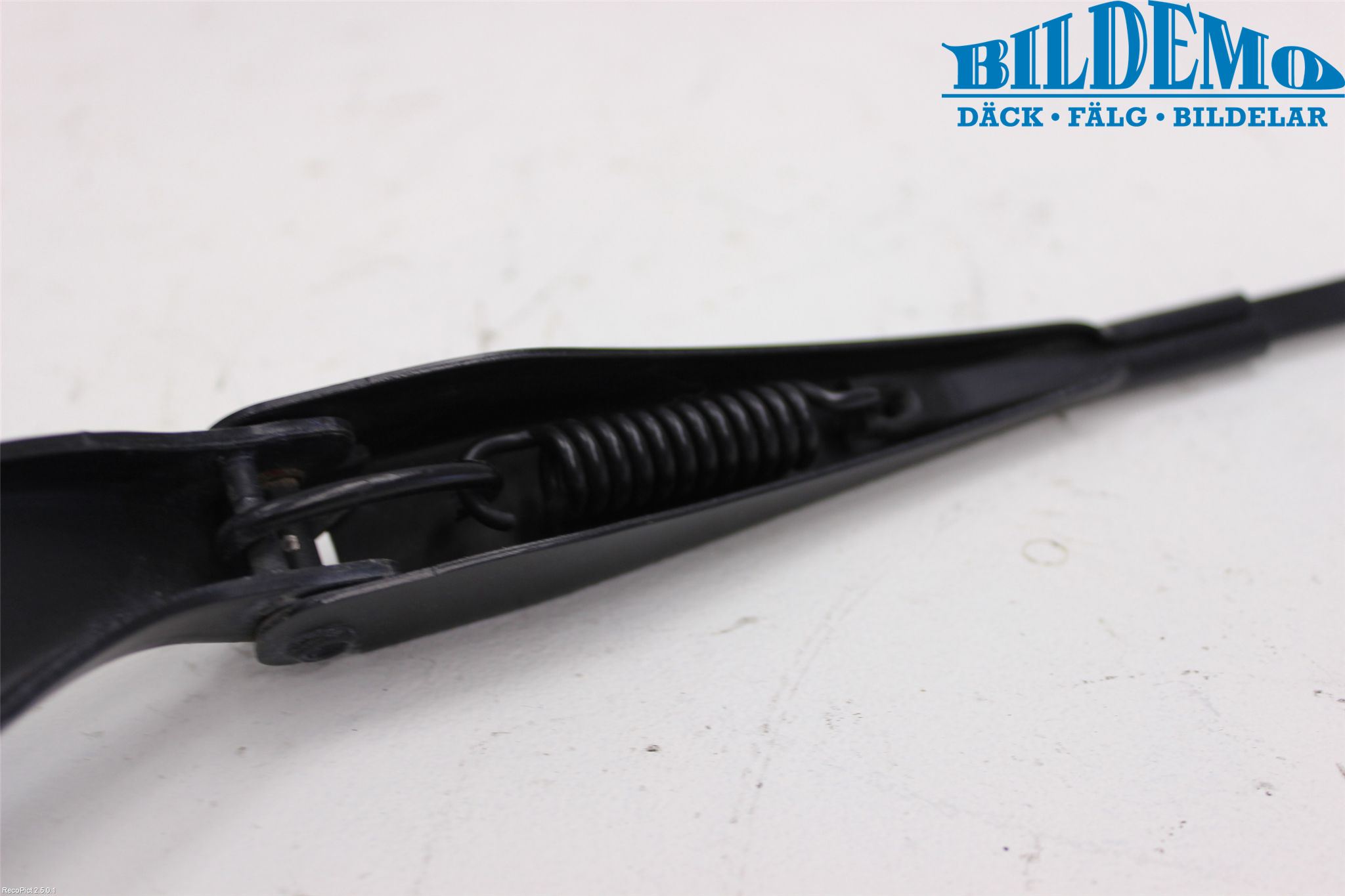 BMW 1 E82/88 Coupé/Cab 06-13 Torkararm Armar Vindruta