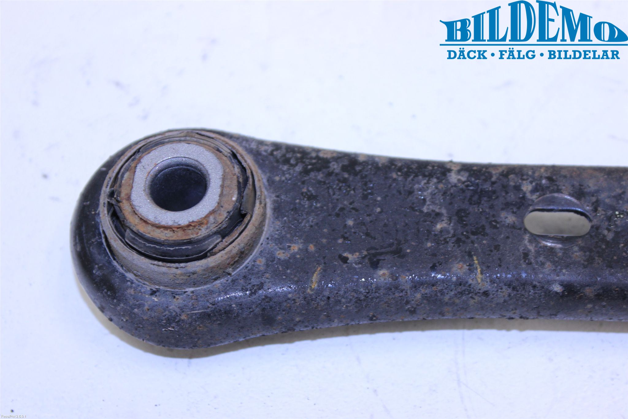 Volvo V70 08-13 Bärarm Bak Vä-Hö