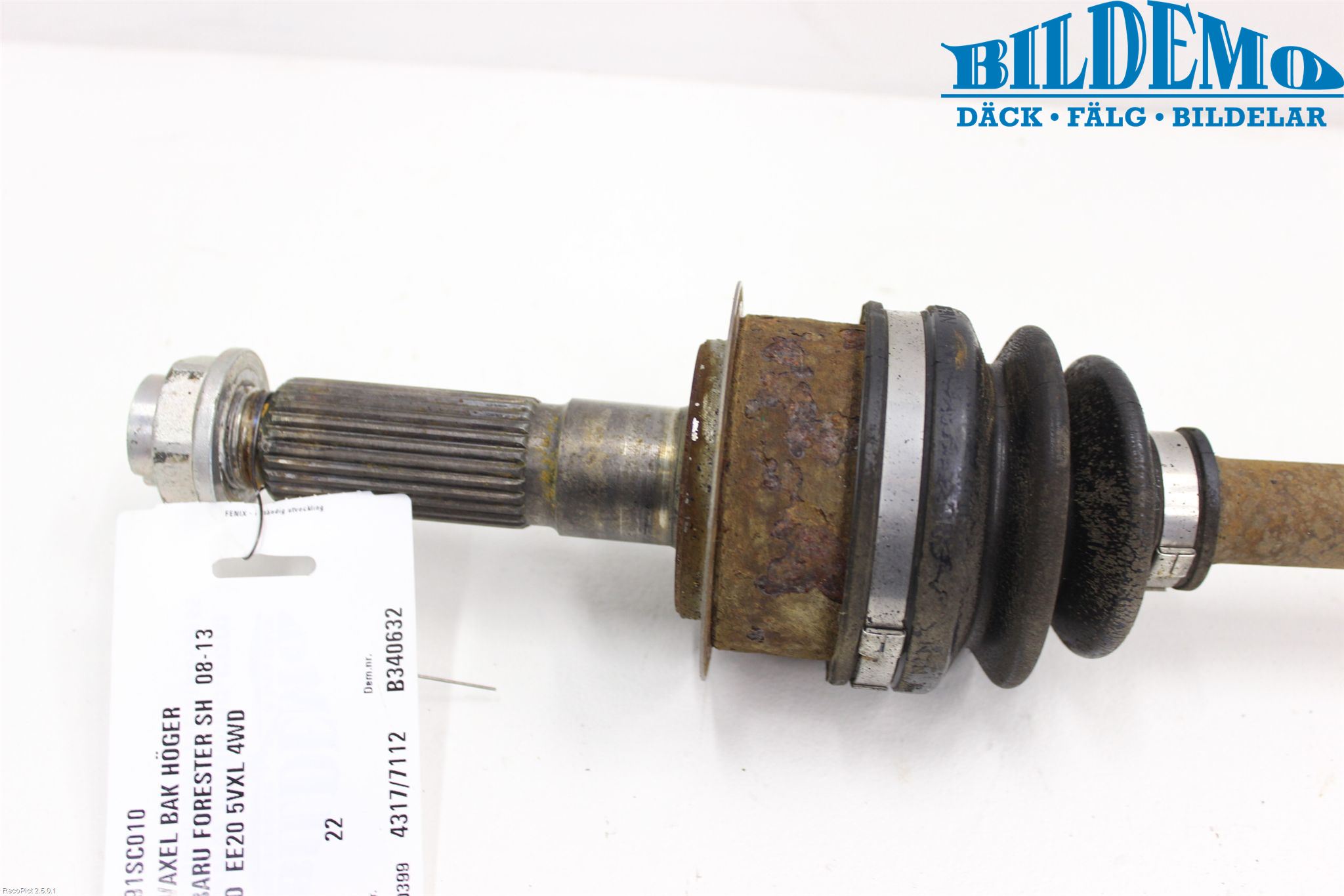 Subaru FORESTER SH  08-13 Drivaxel Bak Höger
