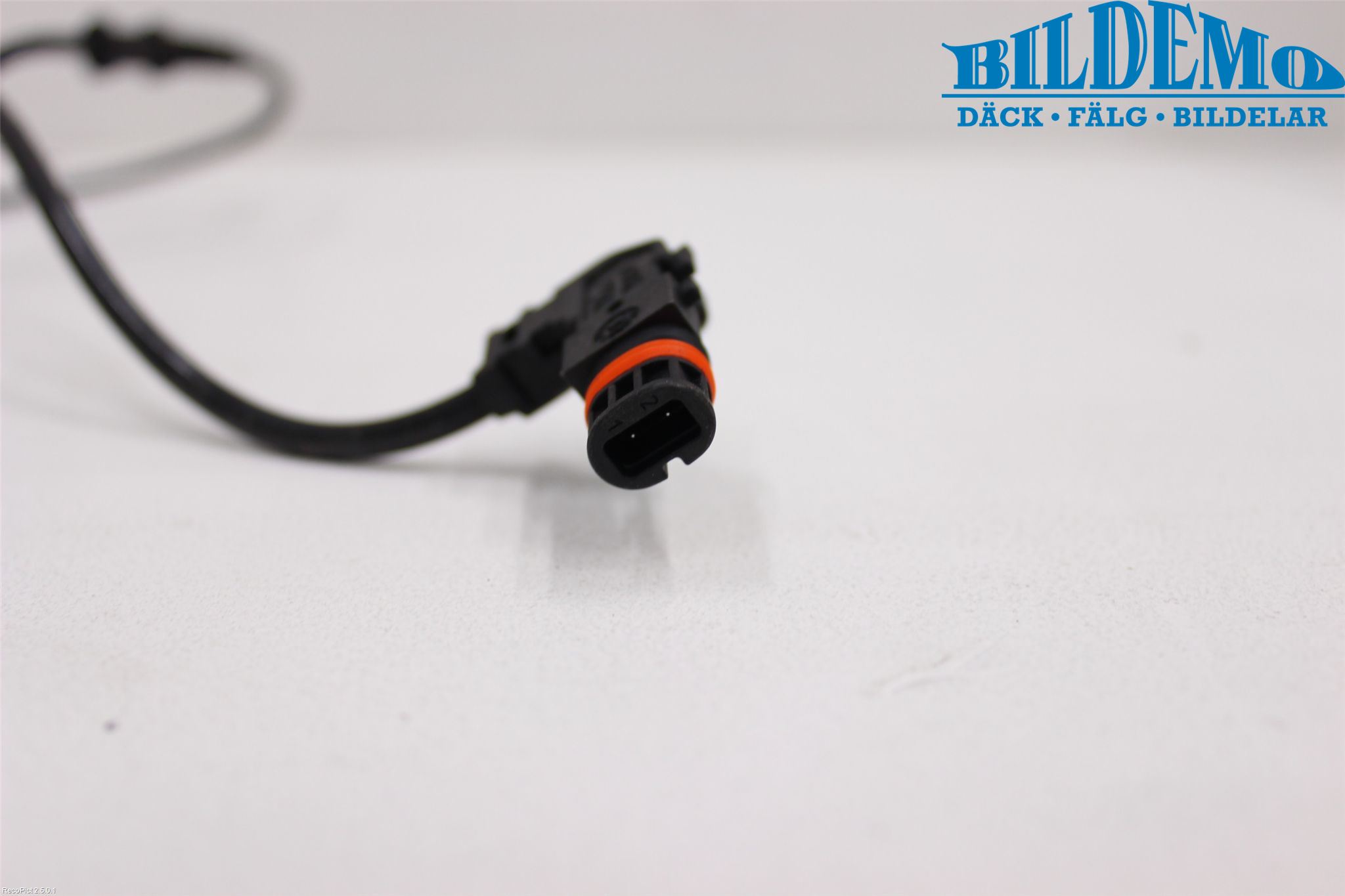 Mercedes-Benz MB E-KLASS (W212) 09-16 Abs Sensor