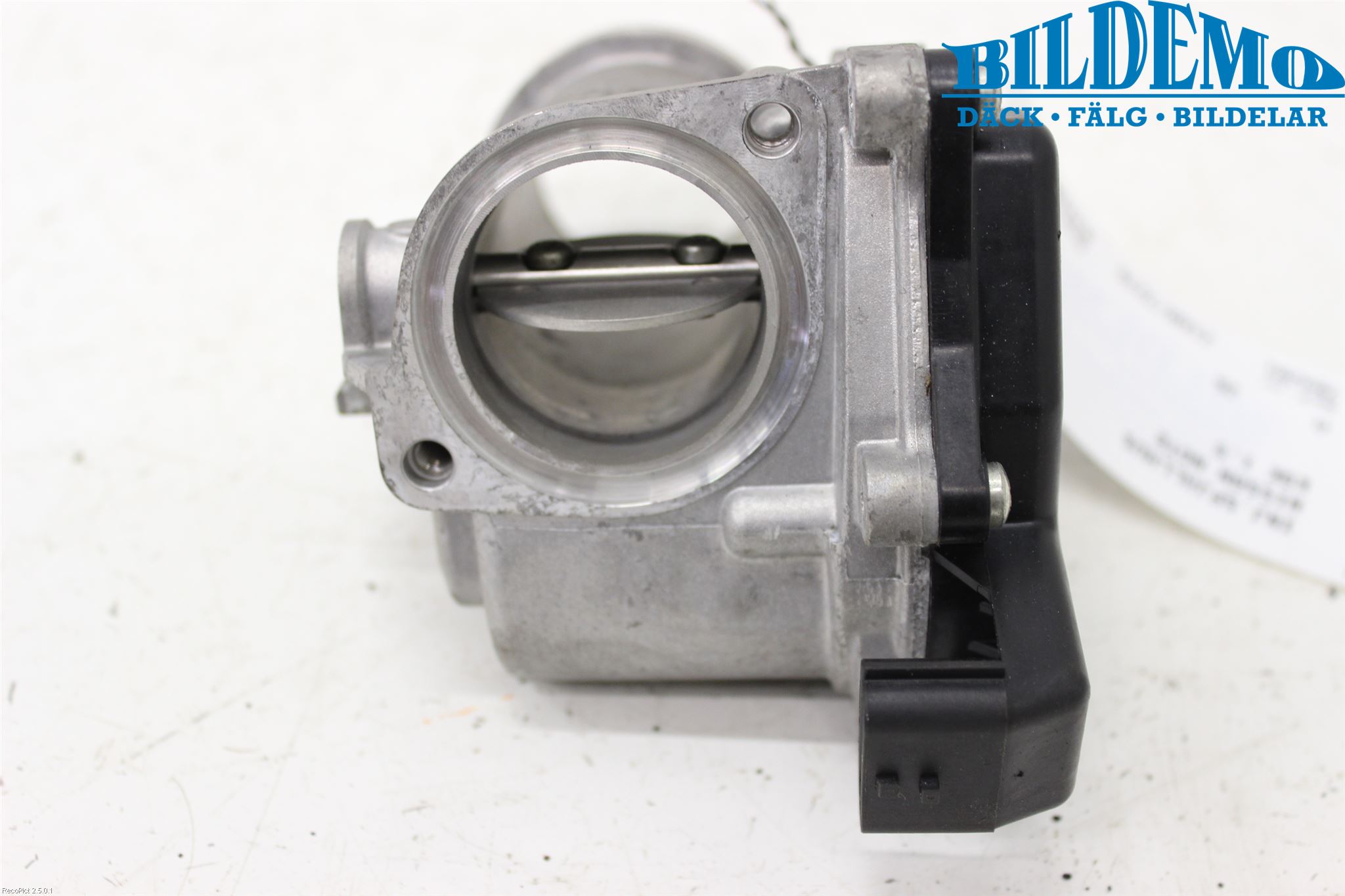 Nissan NOTE E11 06-14 Injspjällhus