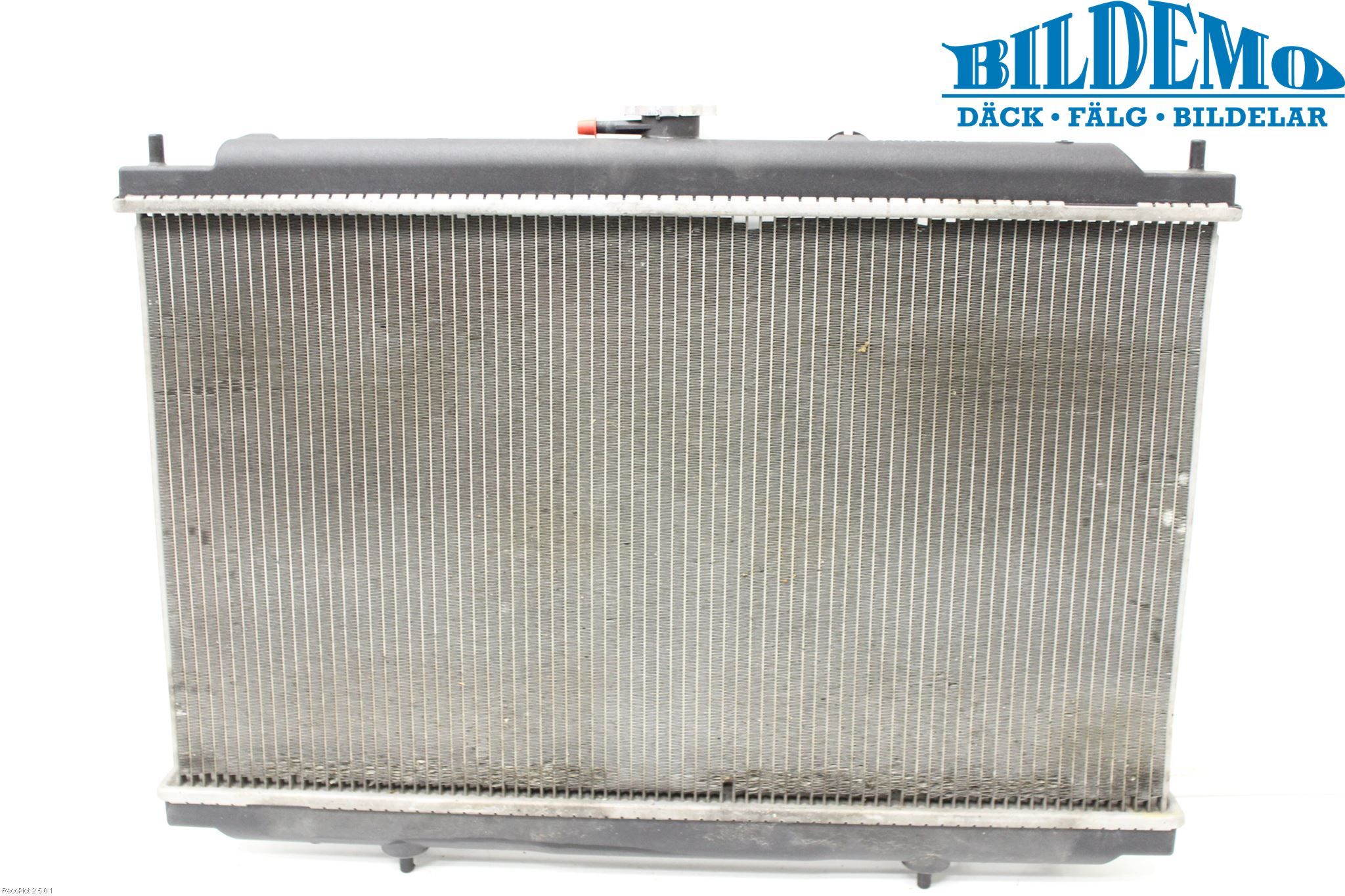 Nissan ALMERA TINO Kylare Man