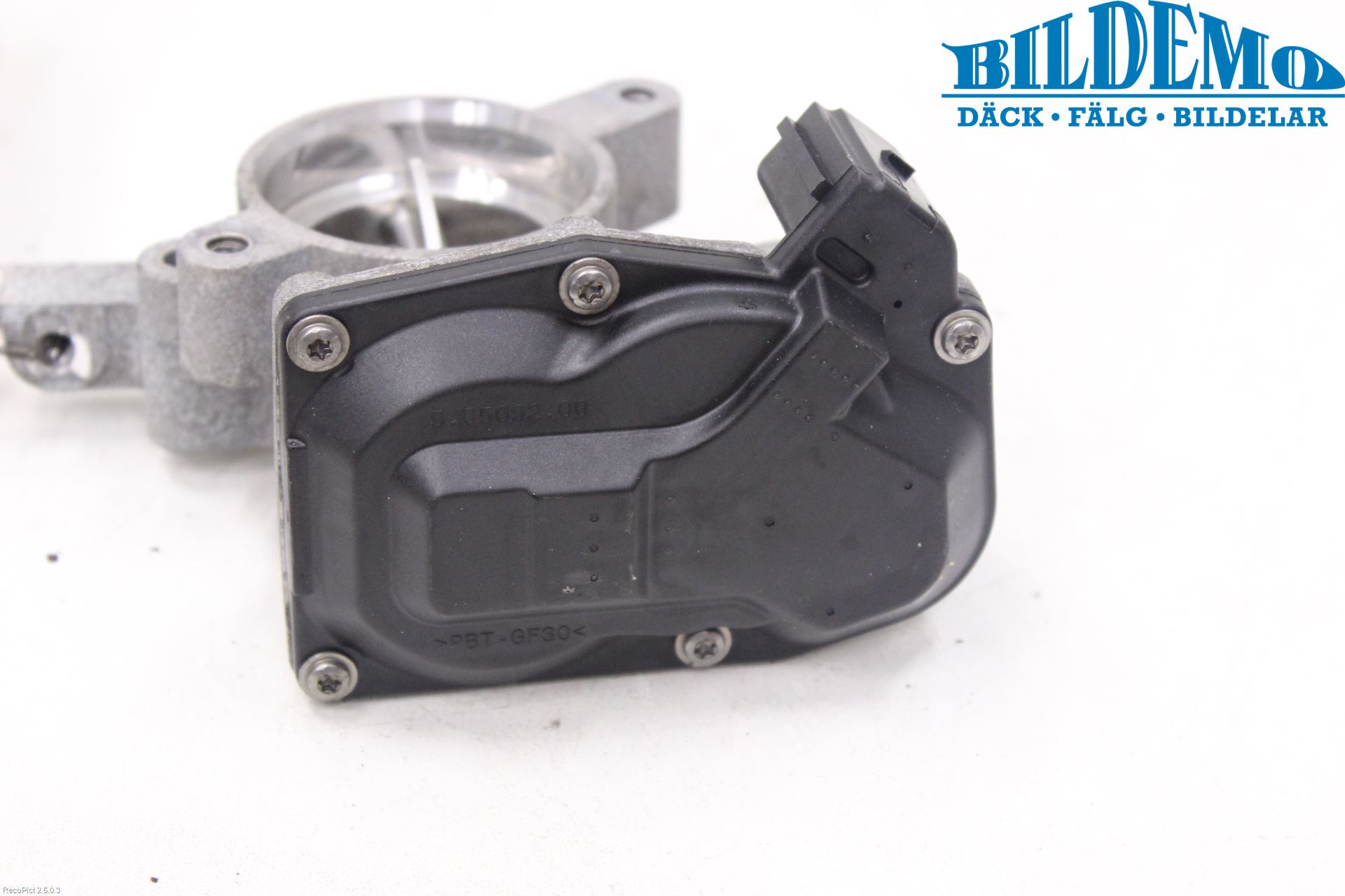 Opel CORSA D 07-14 Injspjällhus