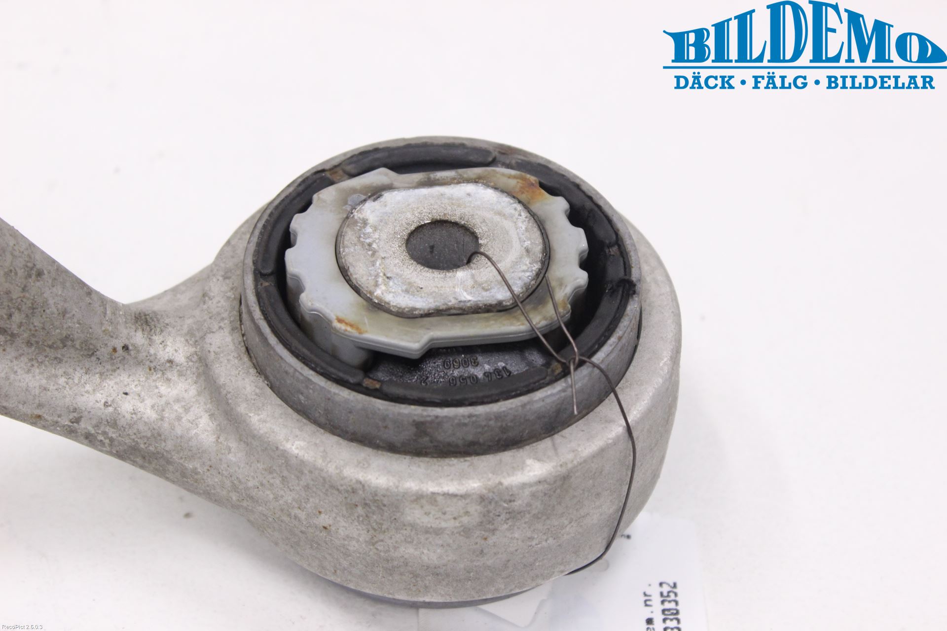 Jaguar XF 08-15 Bärarm Fram Undre Hö